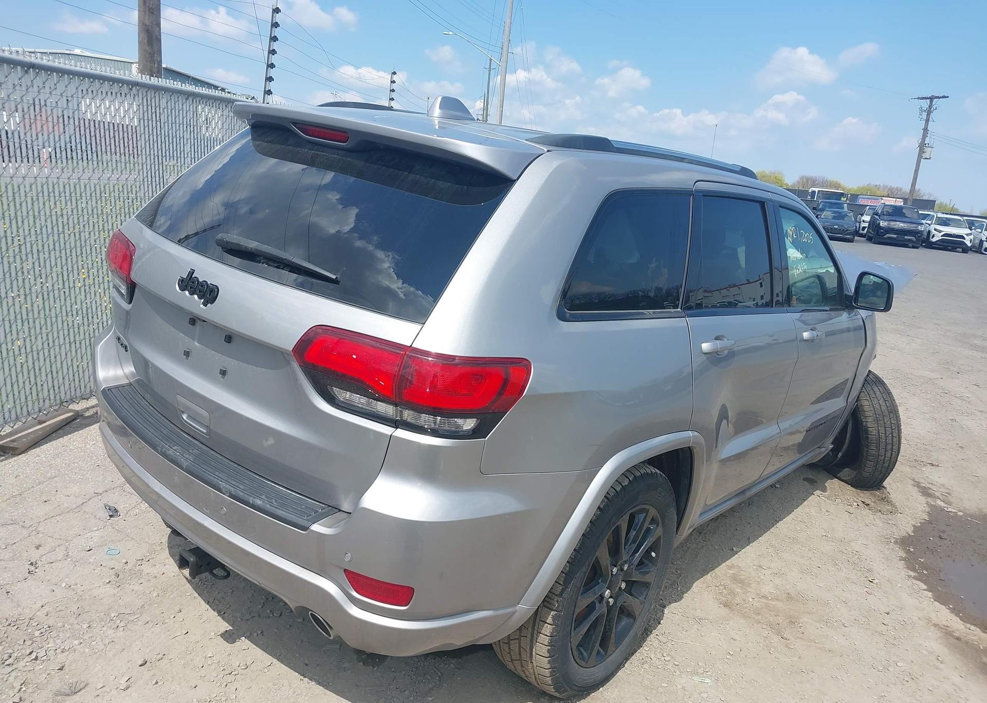 2020 JEEP GRAND CHEROKEE LAREDO