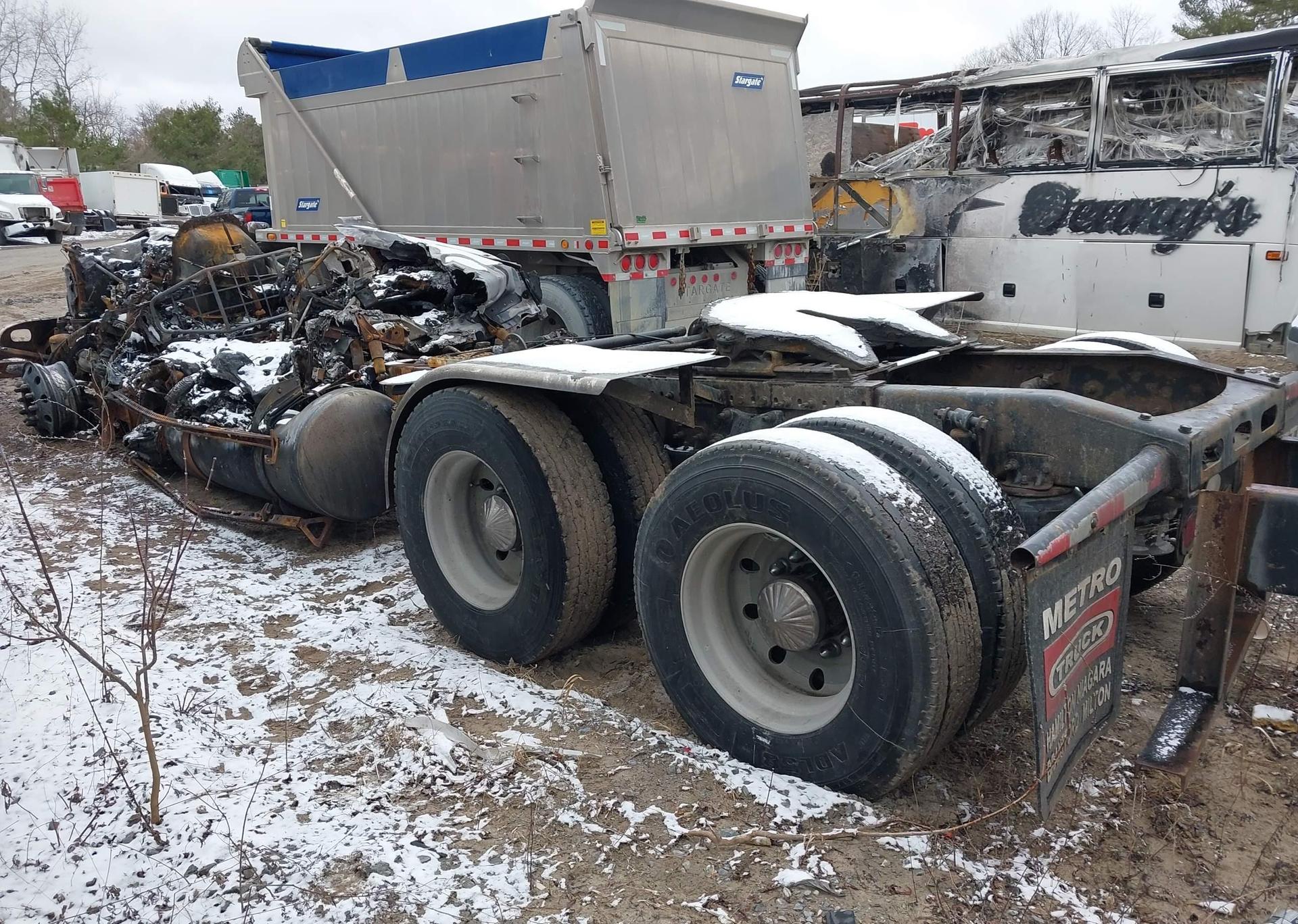 2013 FREIGHTLINER CASCADIA 125