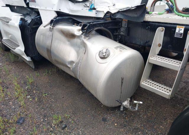 2024 PETERBILT 579