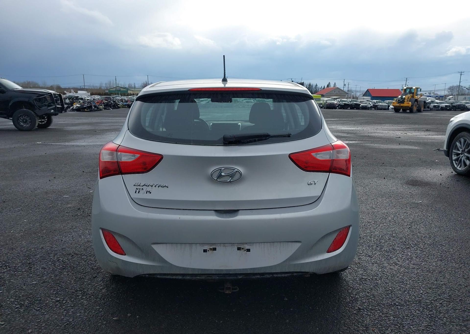 2014 HYUNDAI ELANTRA