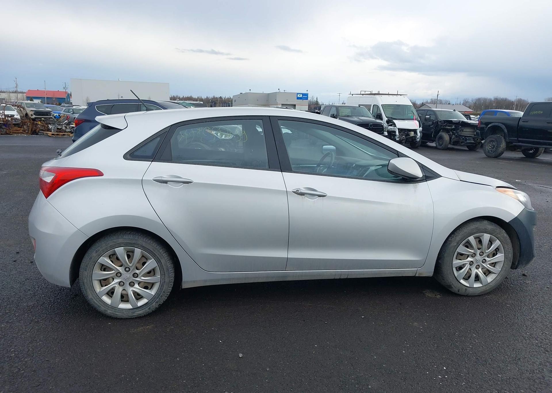 2014 HYUNDAI ELANTRA