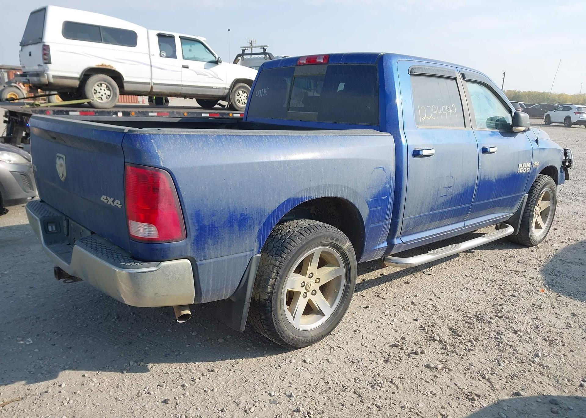 2017 RAM 1500 SLT