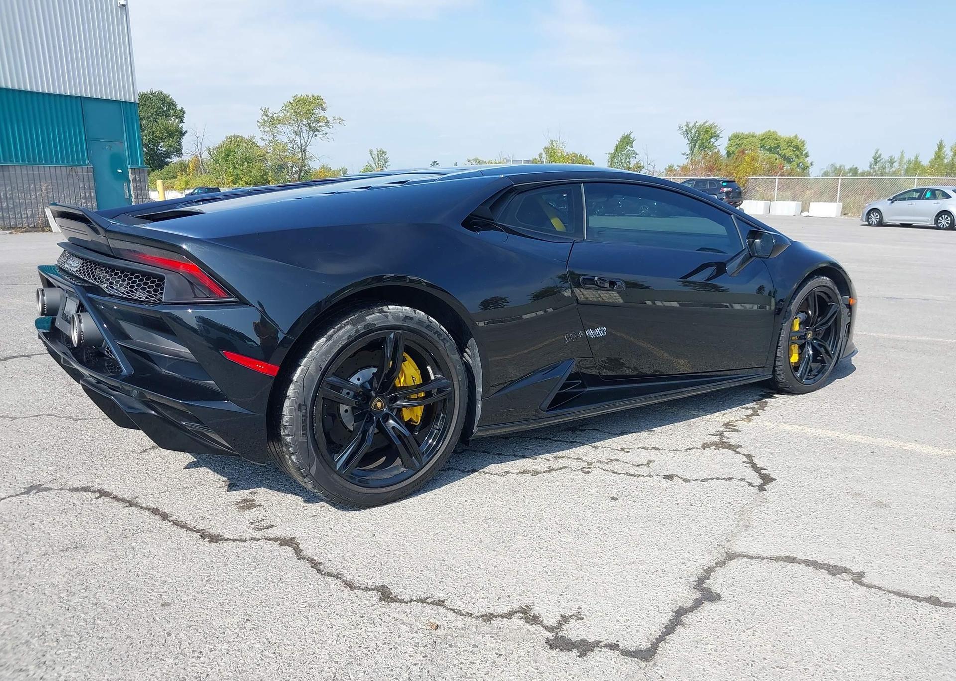 2021 Lamborghini HURACAN