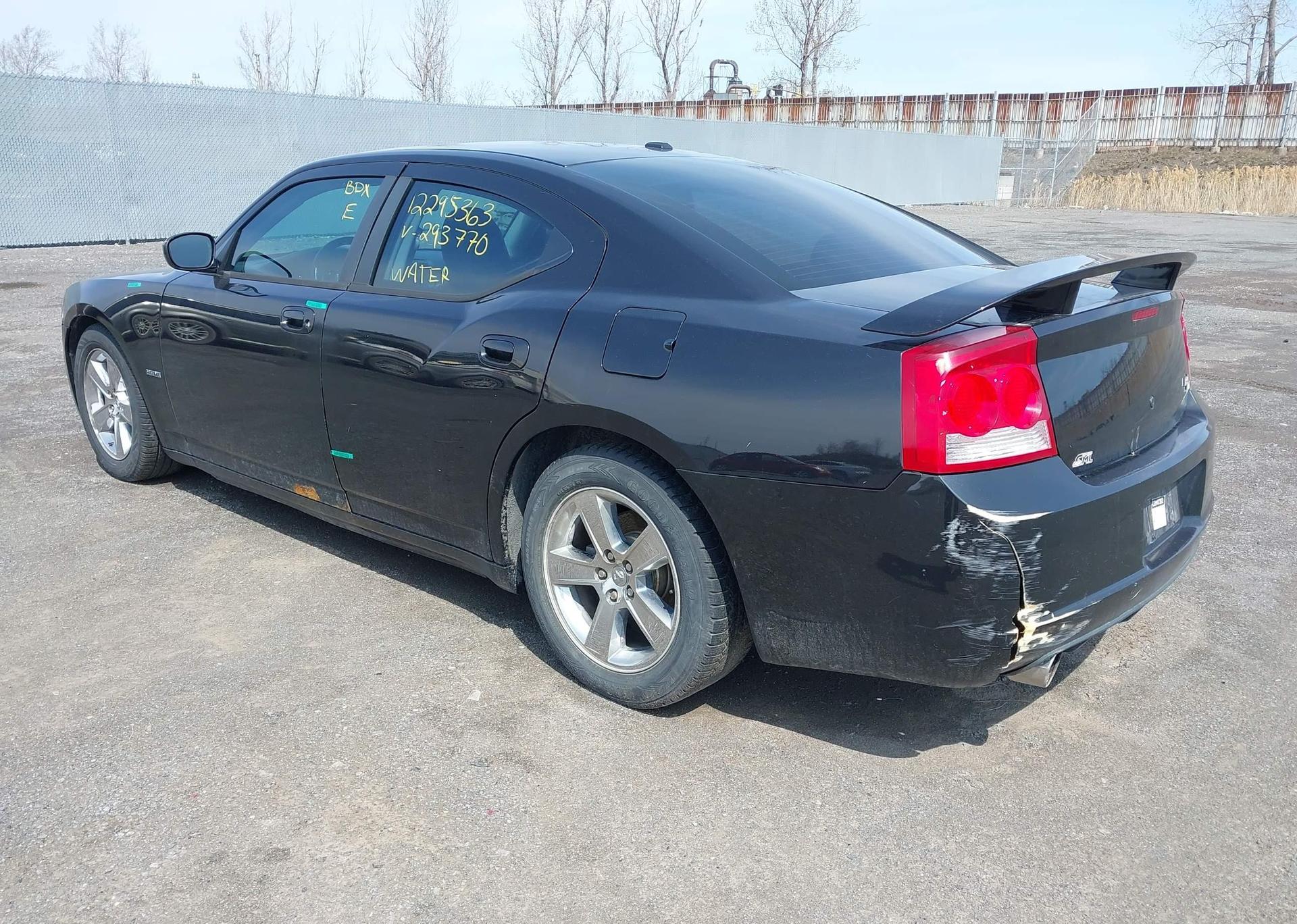 2010 DODGE CHARGER