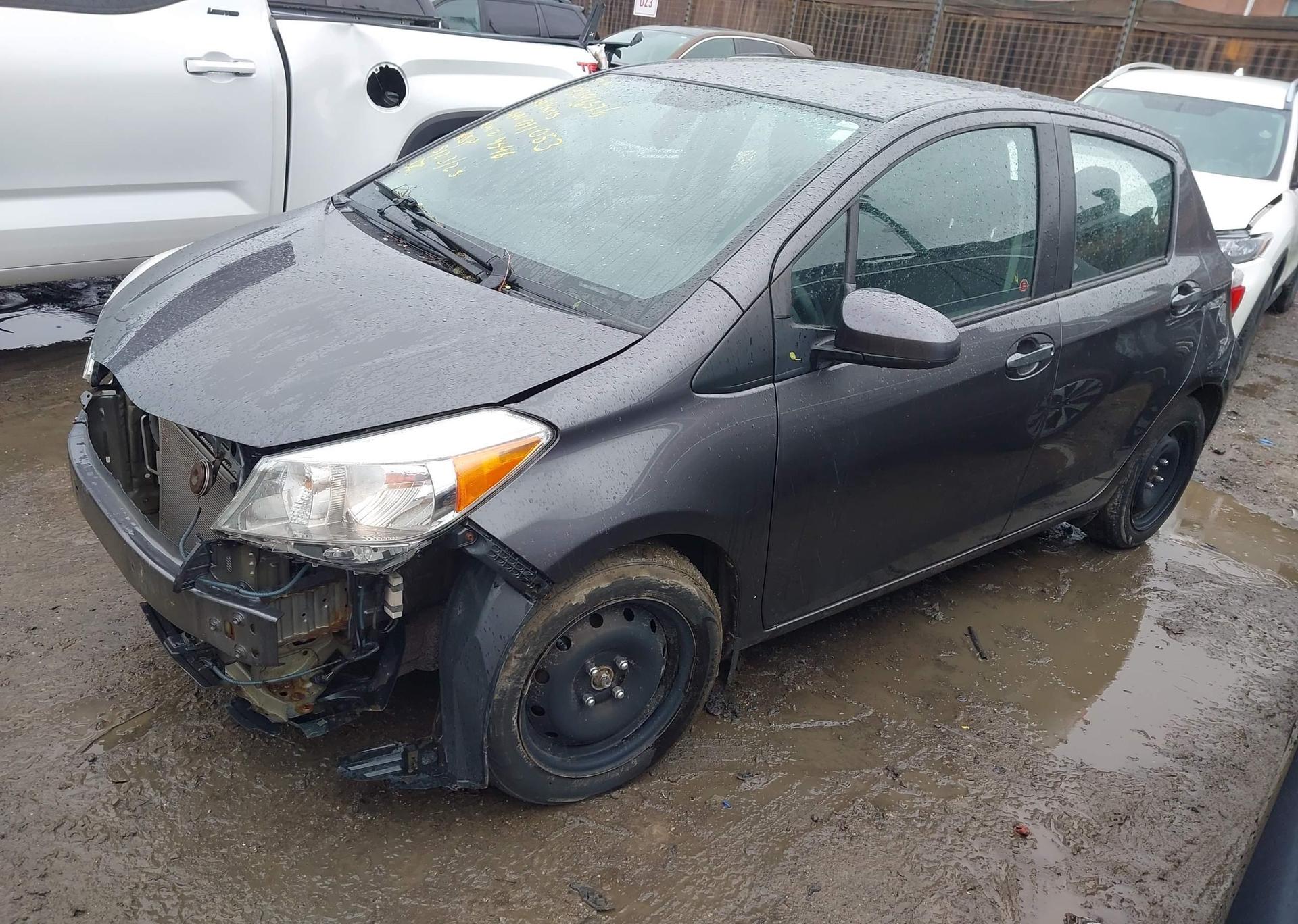 2014 TOYOTA YARIS