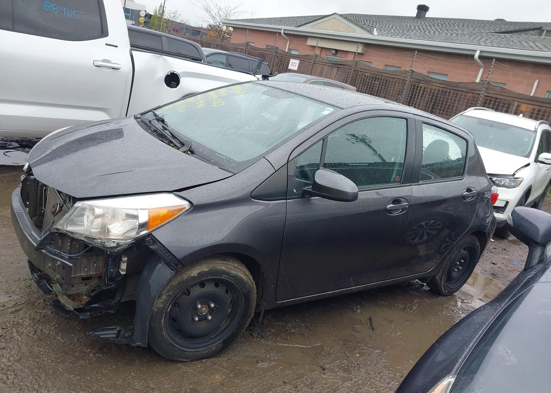 2014 TOYOTA YARIS