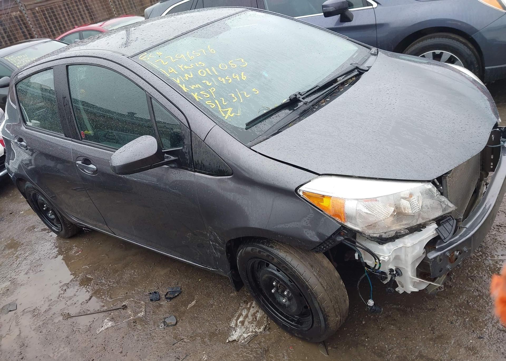 2014 TOYOTA YARIS