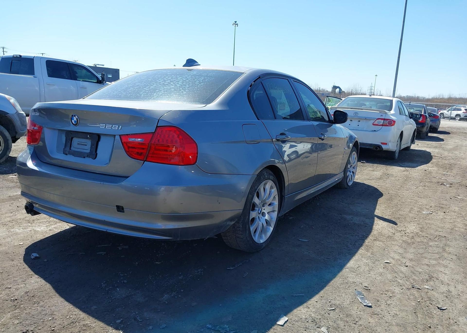 2011 BMW 328 XI