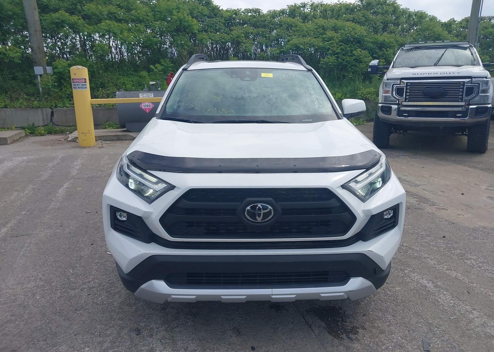 2023 TOYOTA RAV4 ADVENTURE