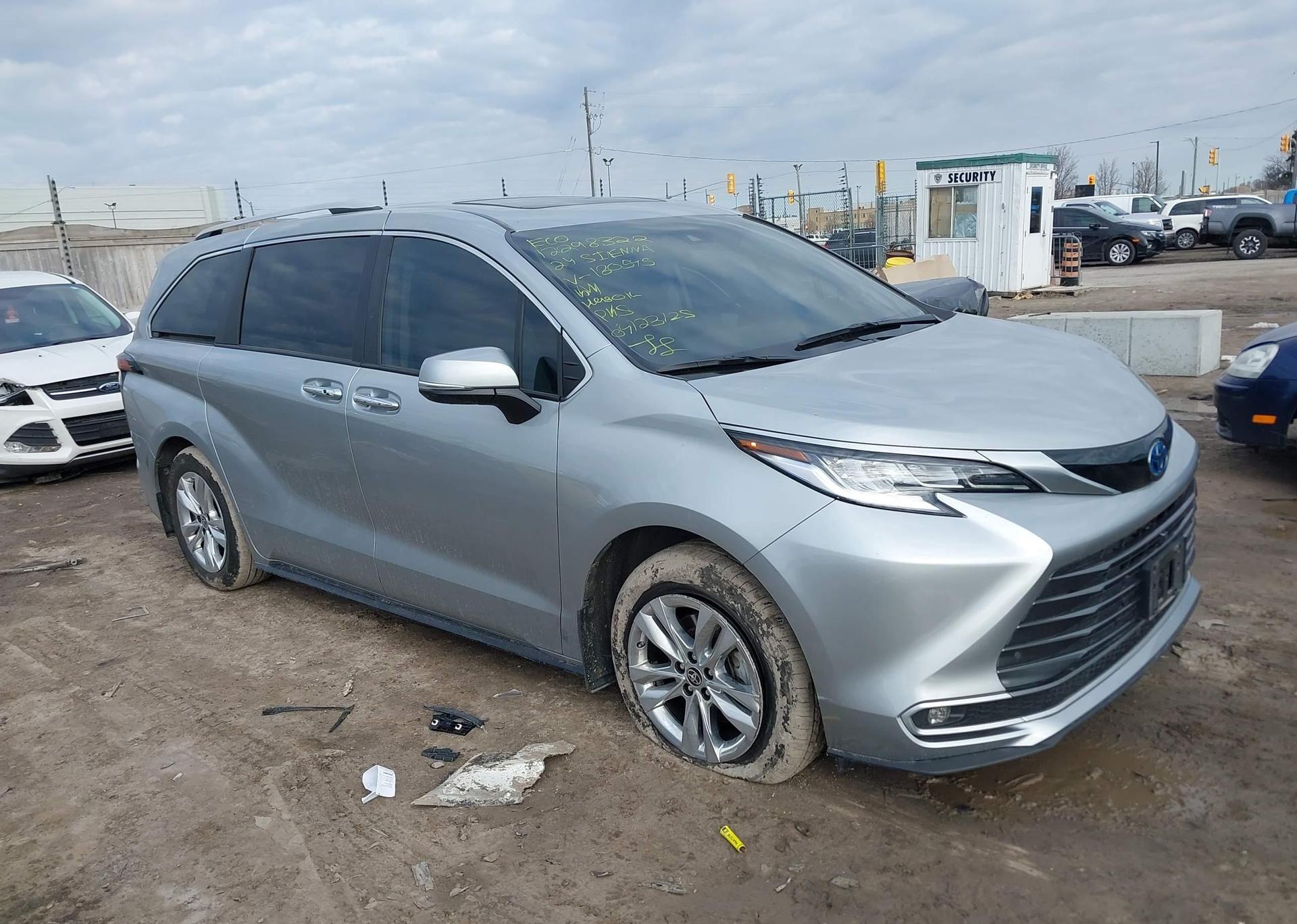 2024 TOYOTA SIENNA