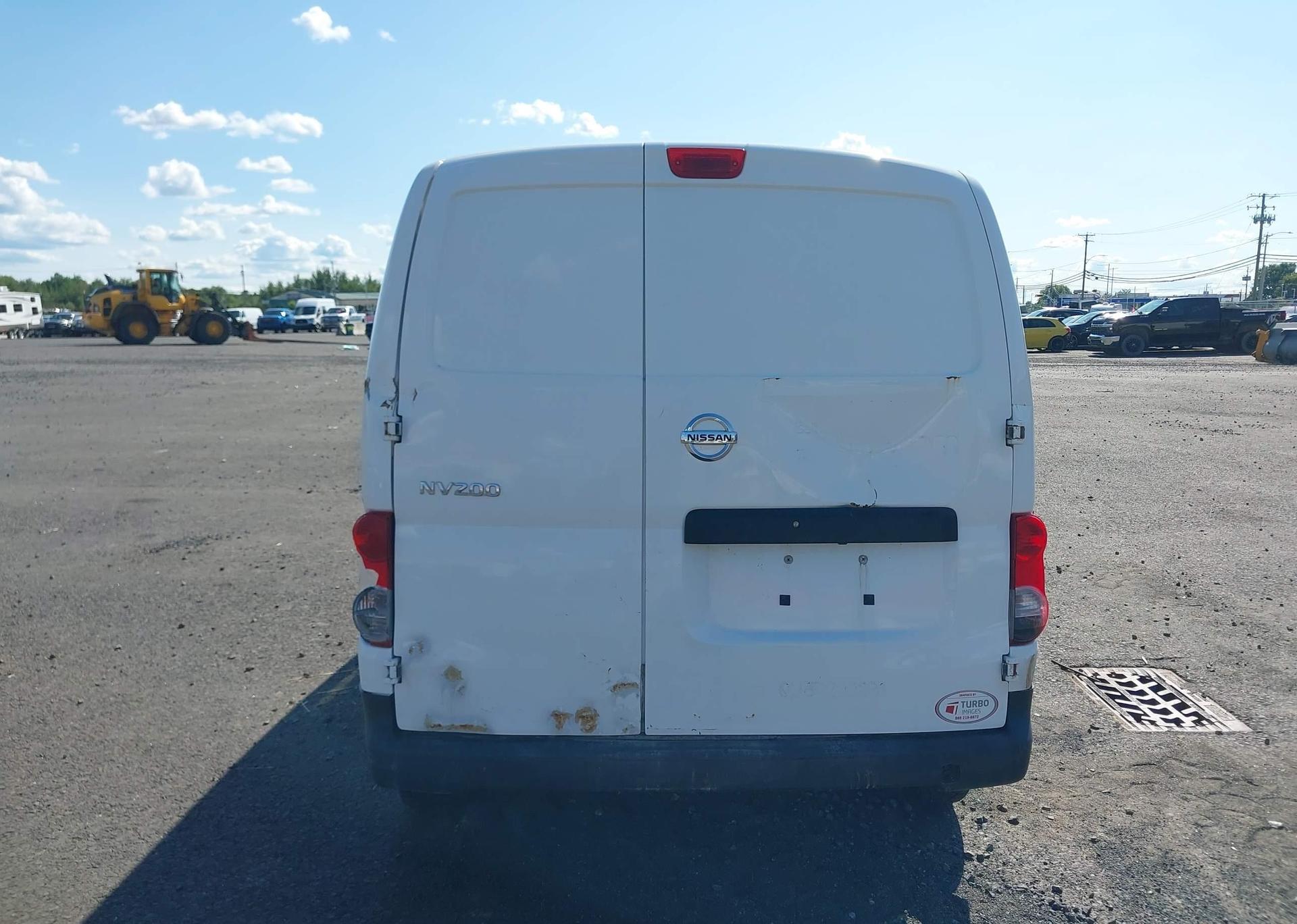 2020 NISSAN NV200