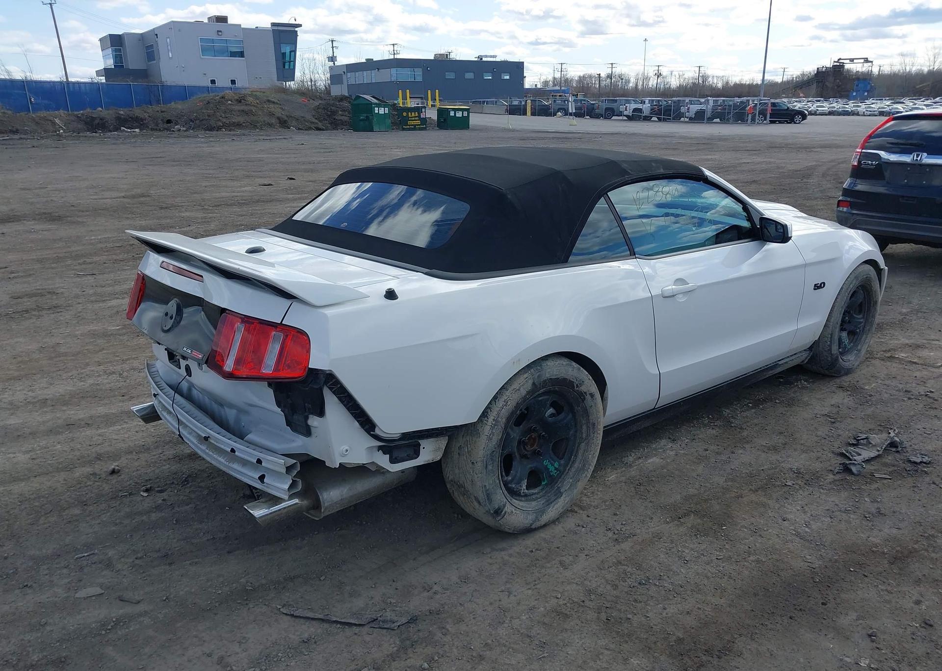 2011 FORD MUSTANG GT