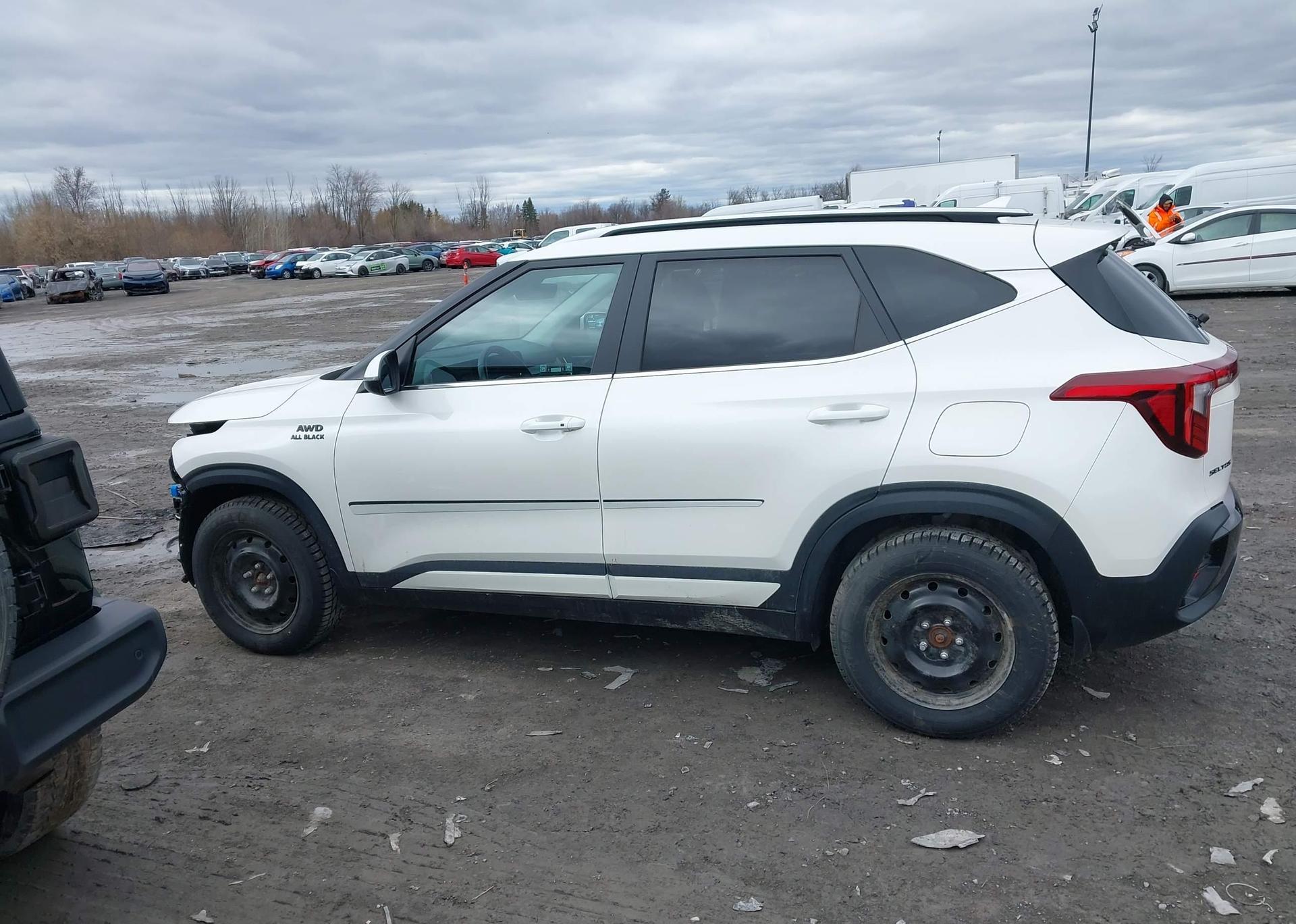 2024 KIA SELTOS