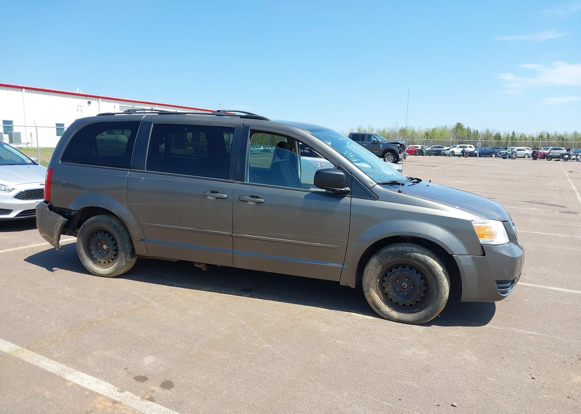 2010 DODGE GRAND CARAVAN SE