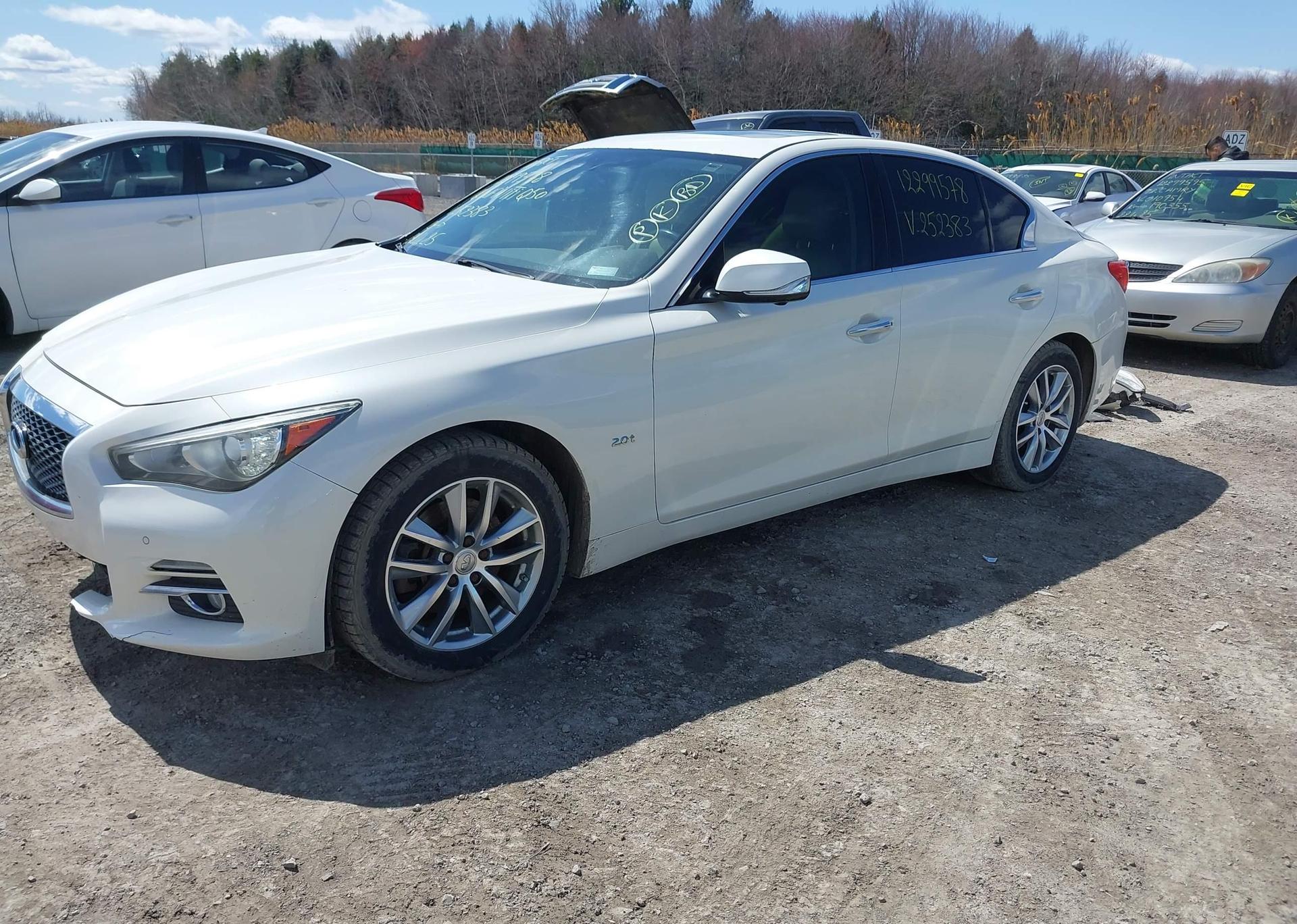 2016 INFINITI Q50
