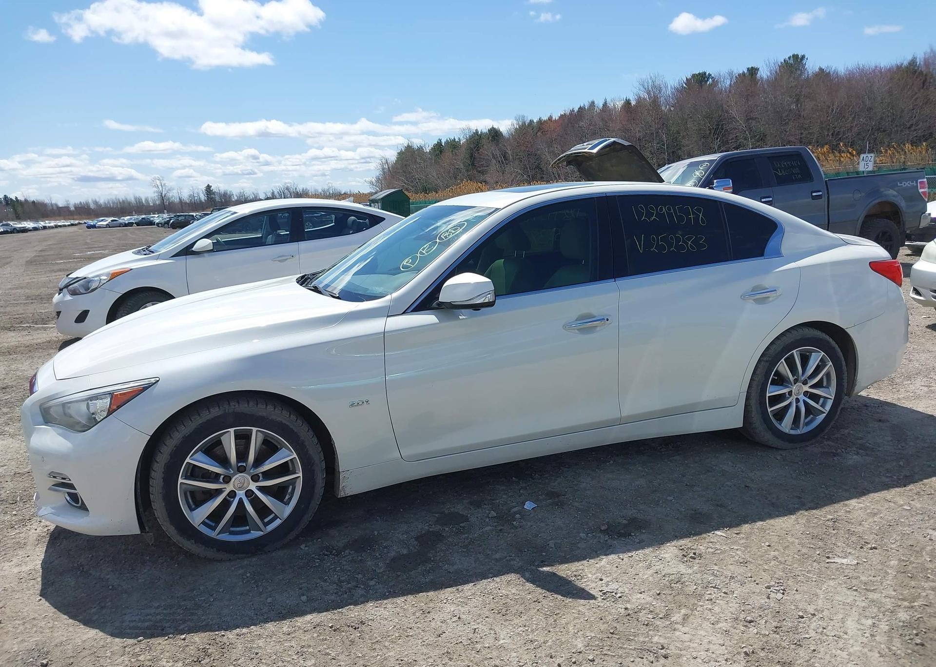 2016 INFINITI Q50