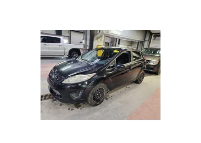 2013 FORD FIESTA SE