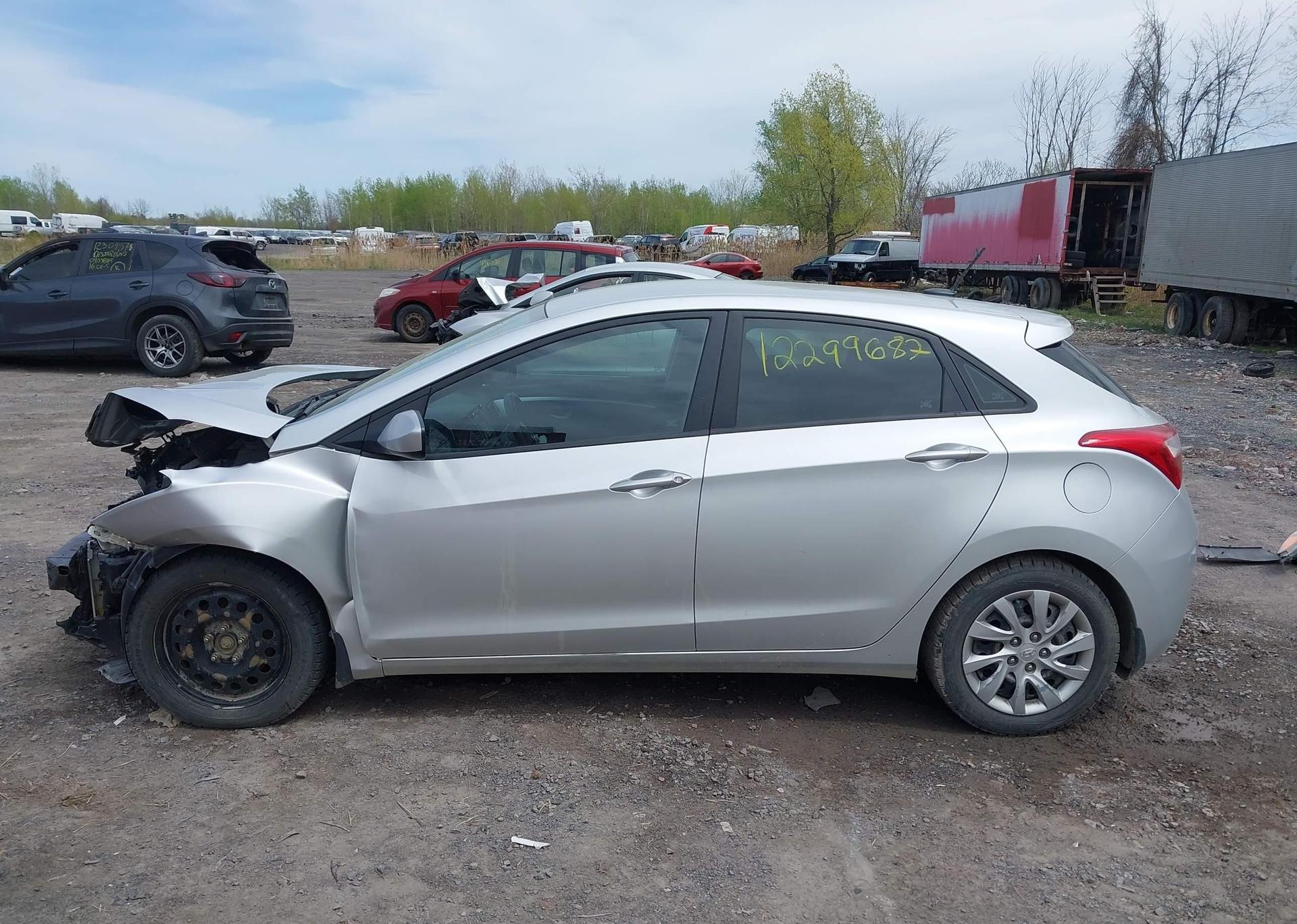 2015 HYUNDAI ELANTRA