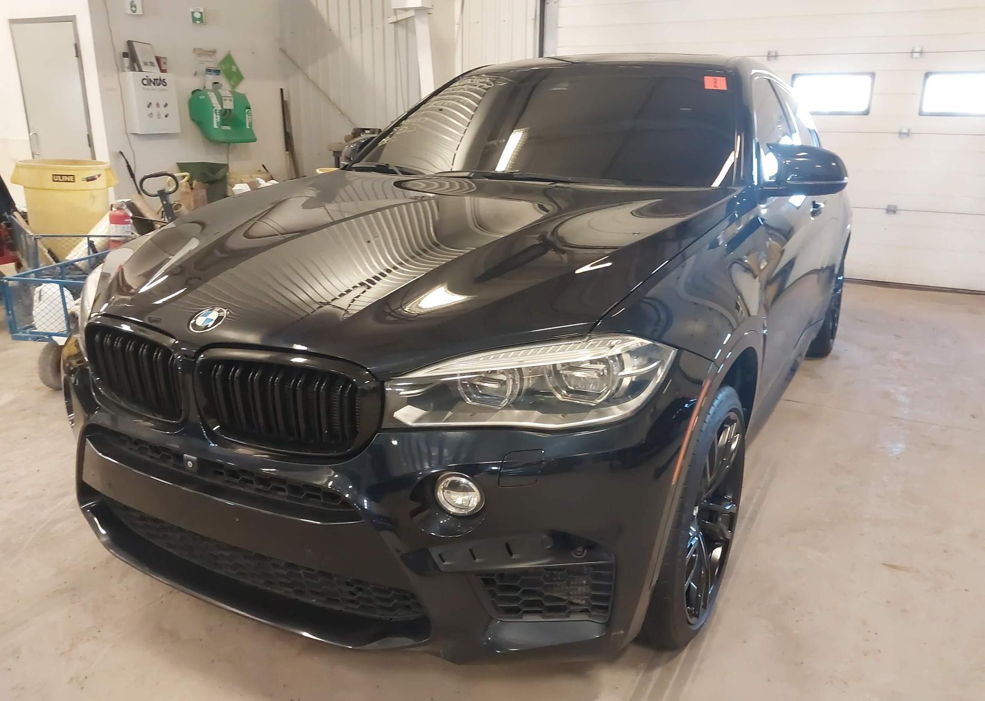2016 BMW X6 M