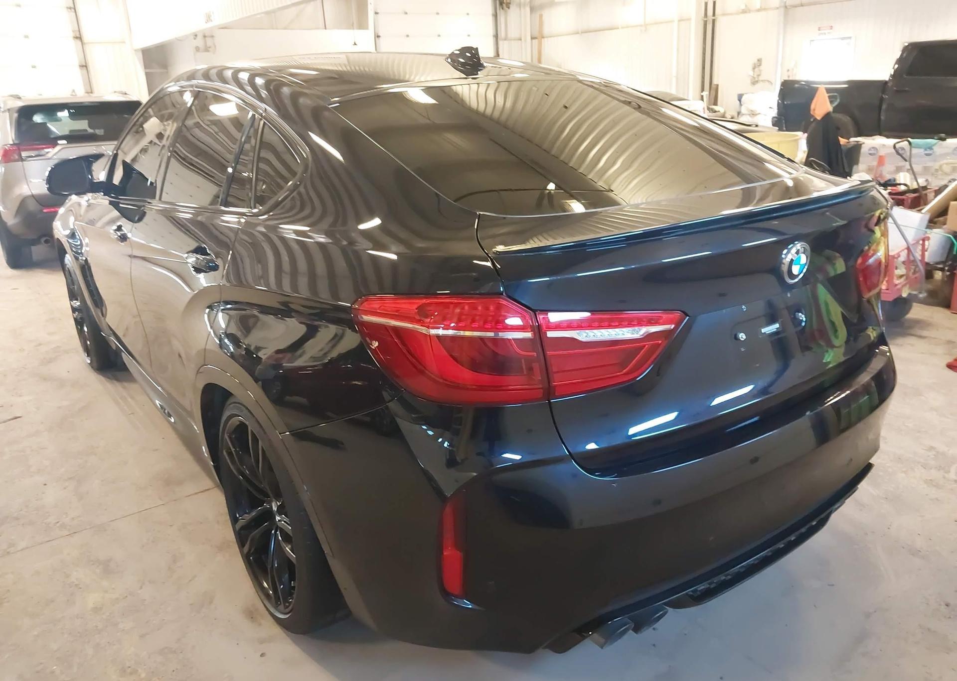 2016 BMW X6 M