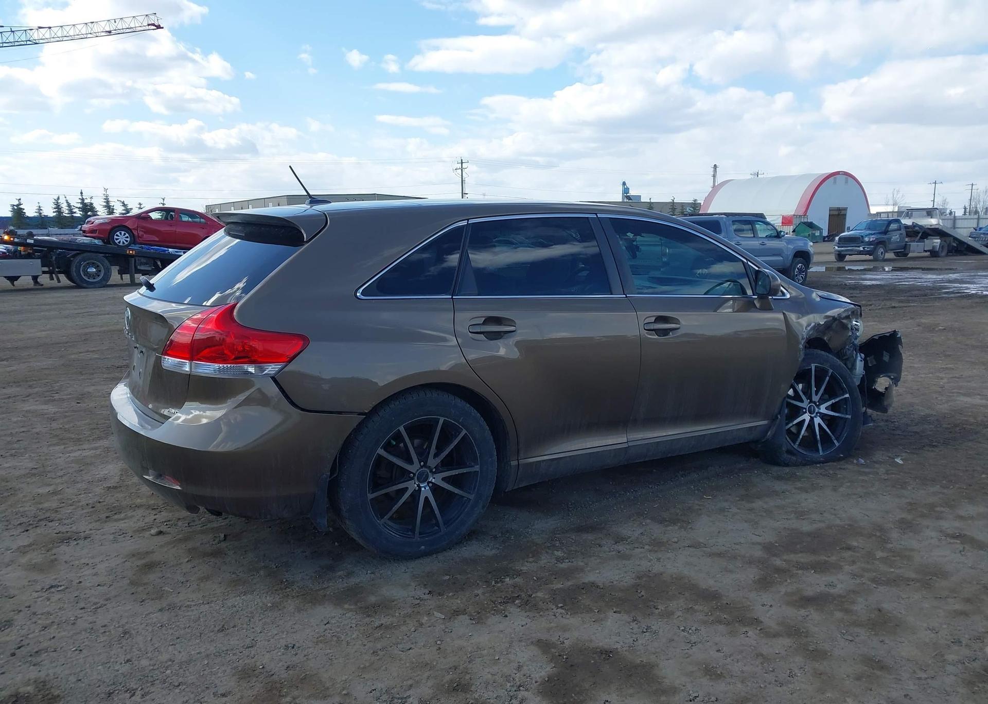 2010 TOYOTA VENZA BASE V6