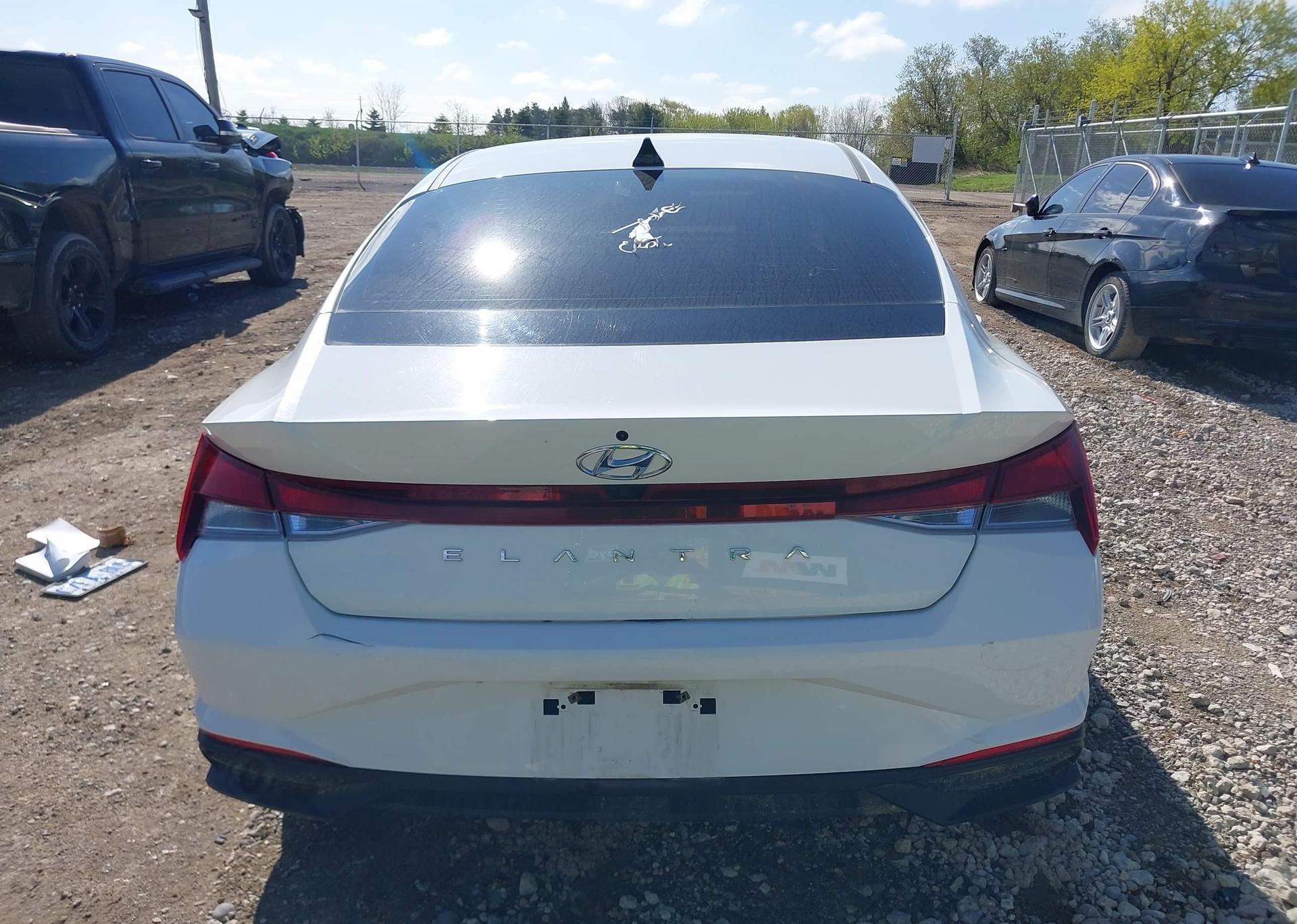 2022 HYUNDAI ELANTRA SEL
