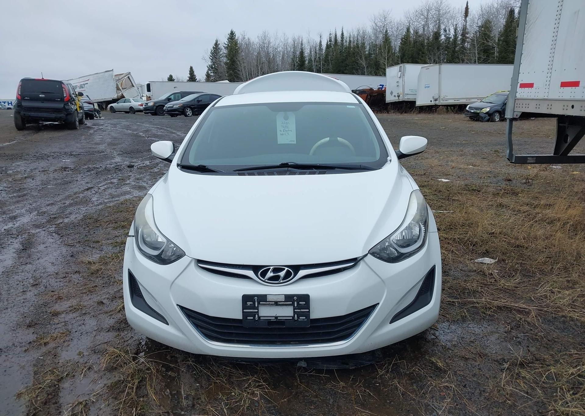 2016 HYUNDAI ELANTRA GL
