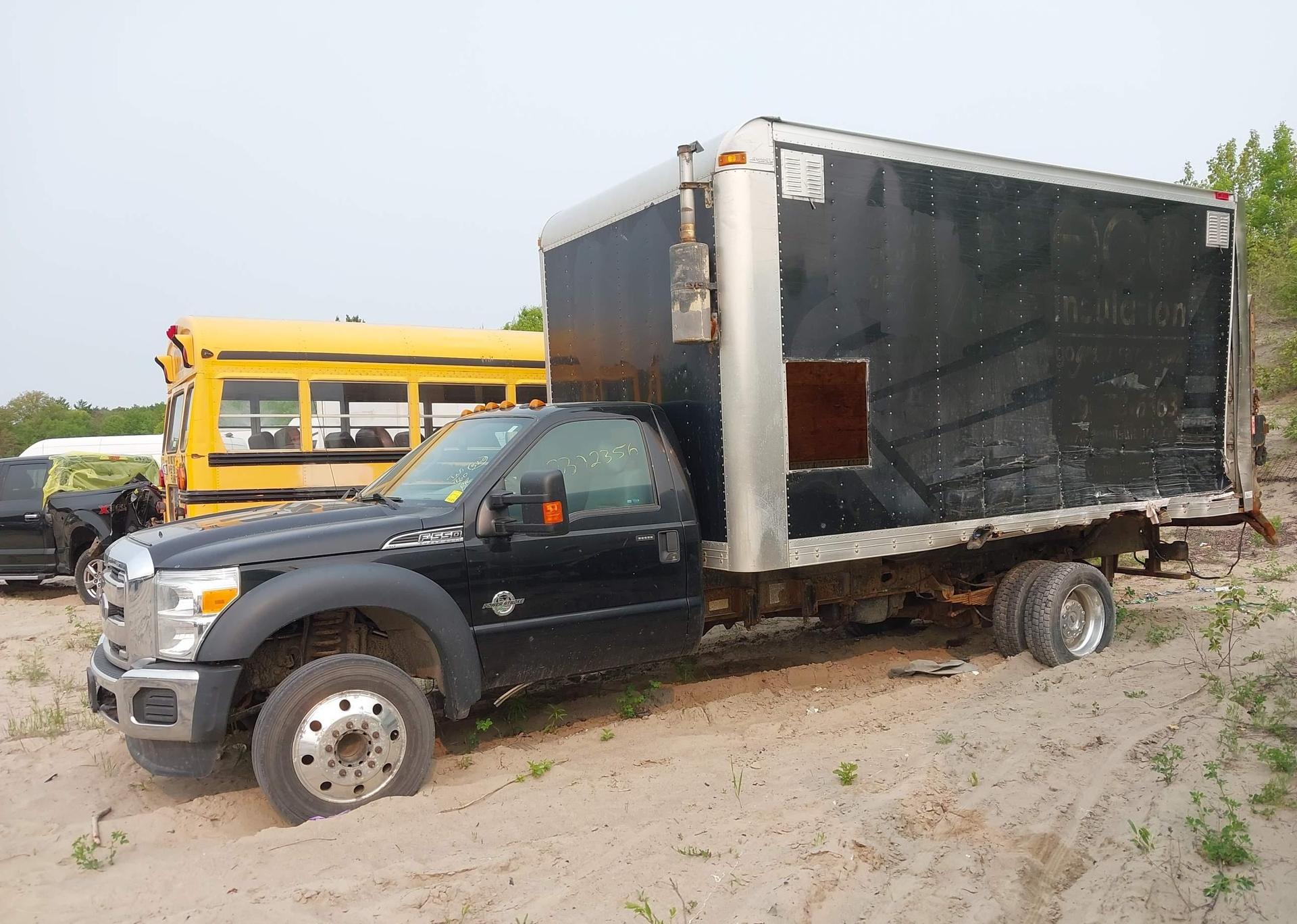 2016 FORD F550