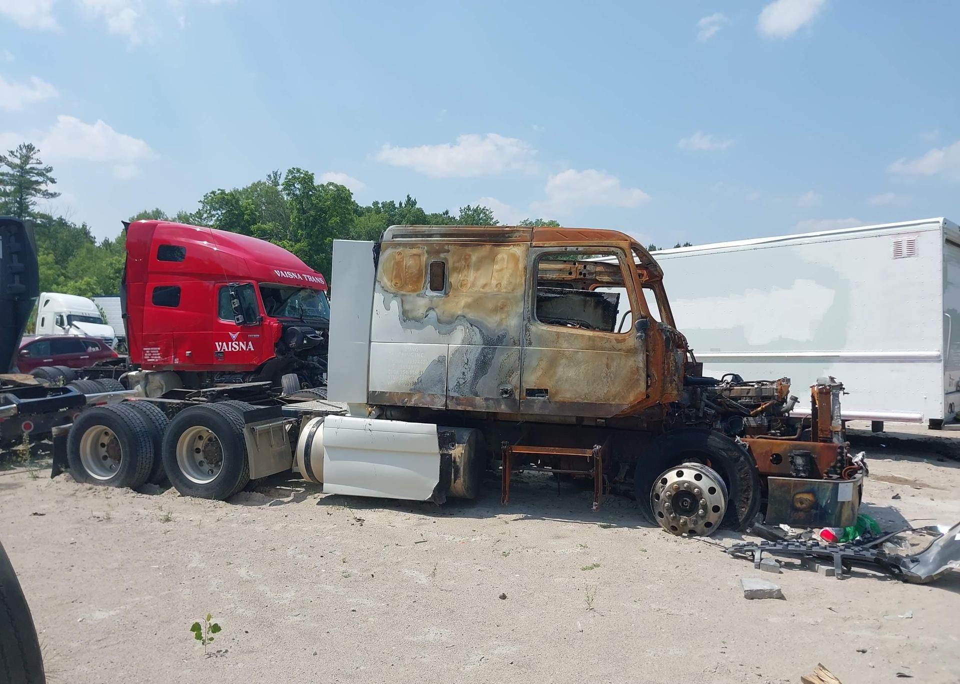 2008 VOLVO VN VNL