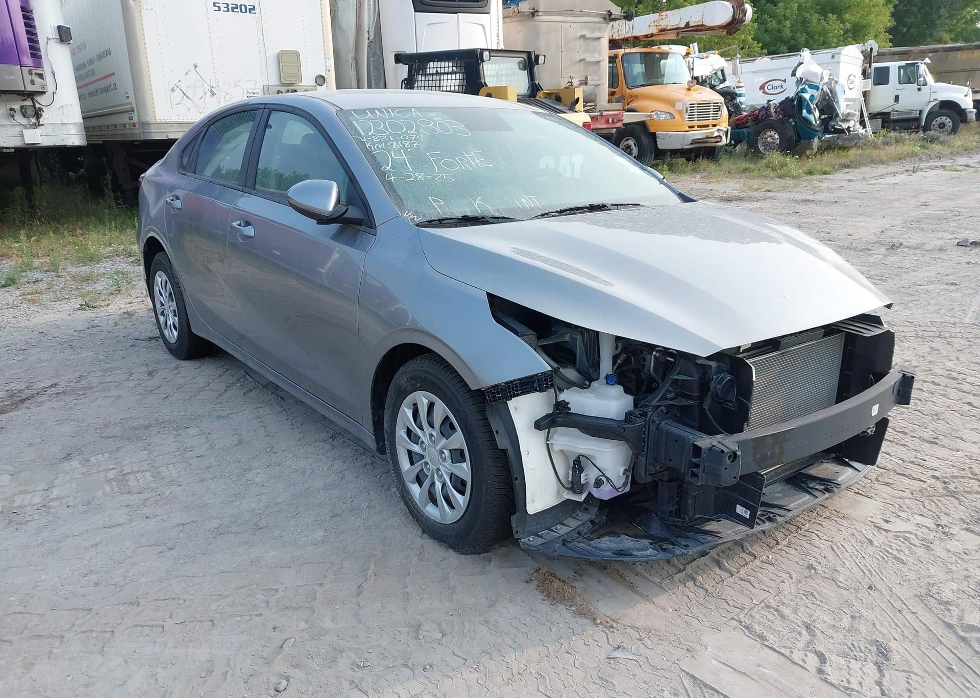 2024 KIA FORTE LX