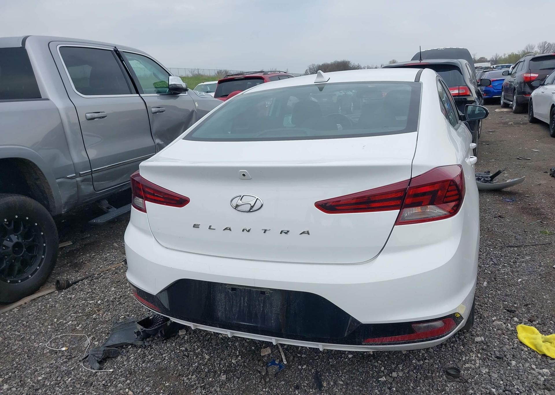 2020 HYUNDAI ELANTRA SEL