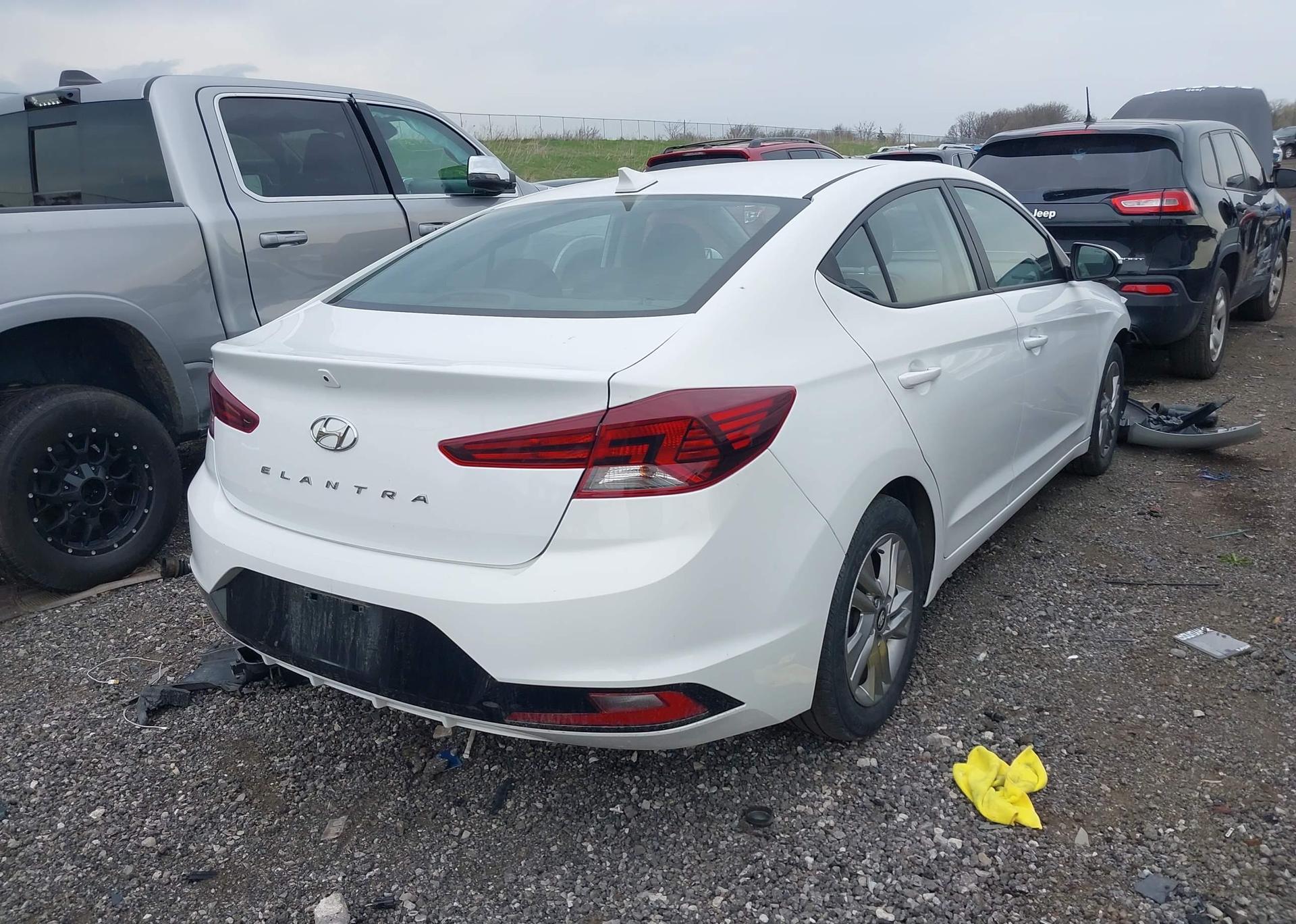 2020 HYUNDAI ELANTRA SEL