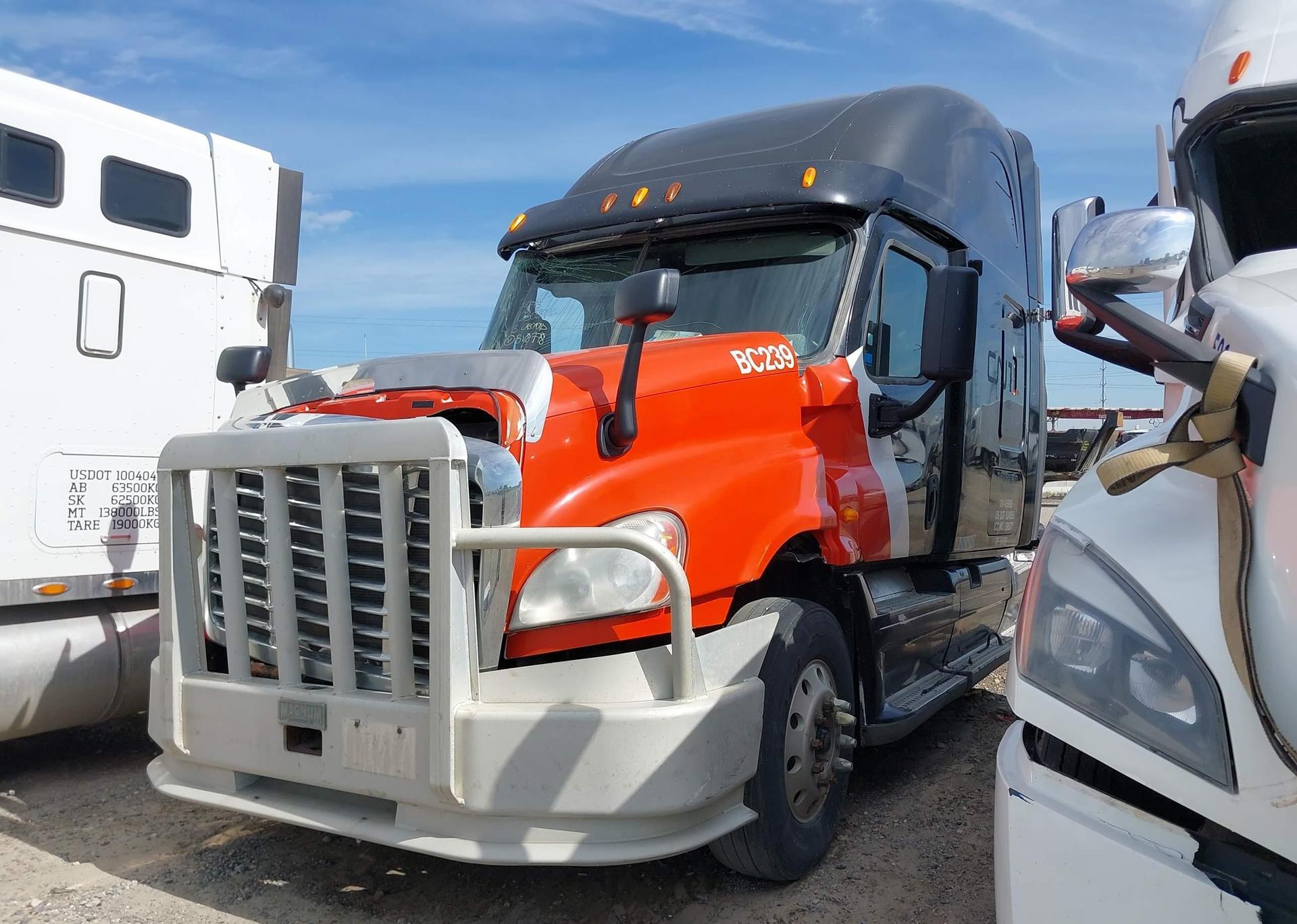 2013 FREIGHTLINER CASCADIA 125