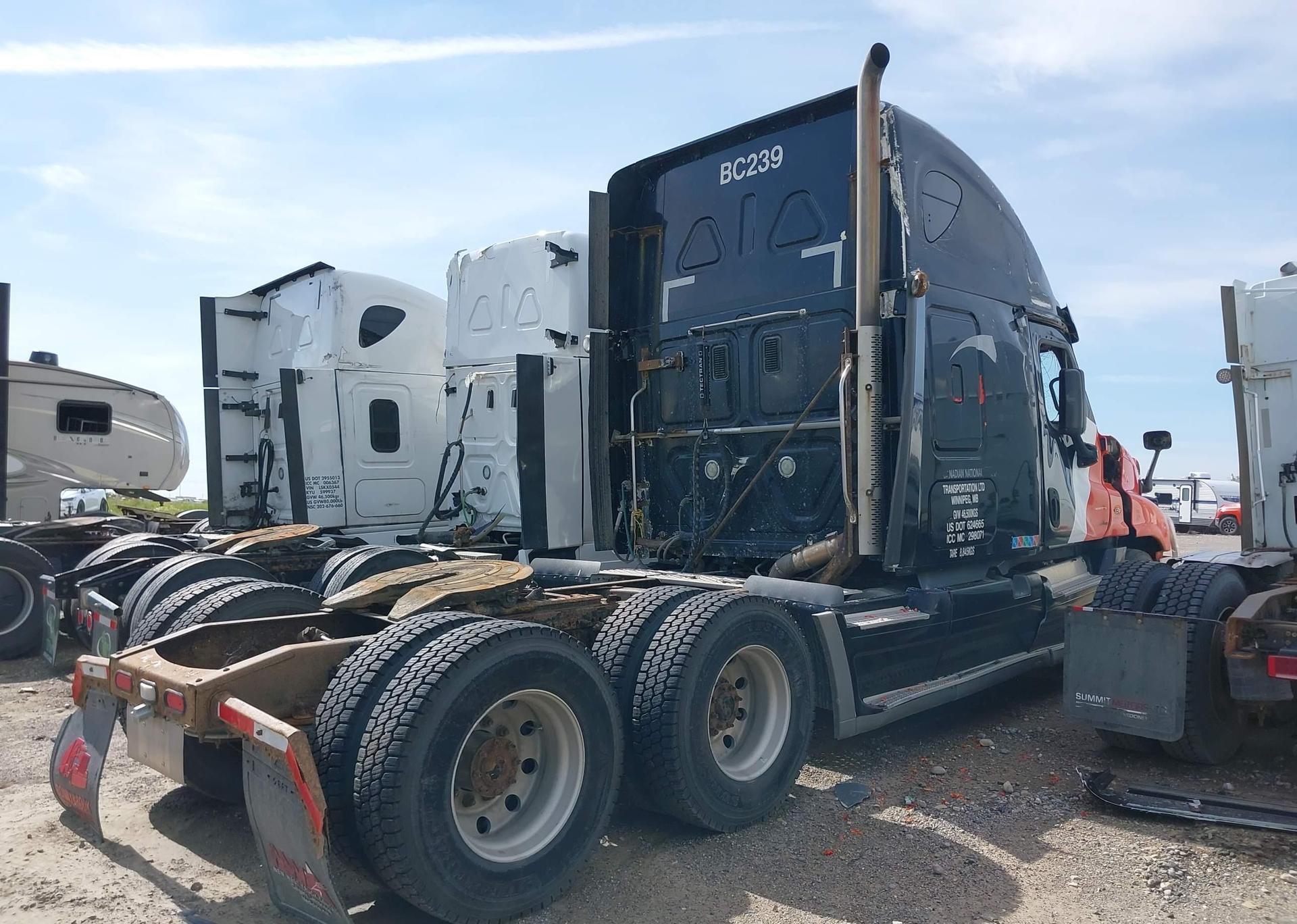 2013 FREIGHTLINER CASCADIA 125