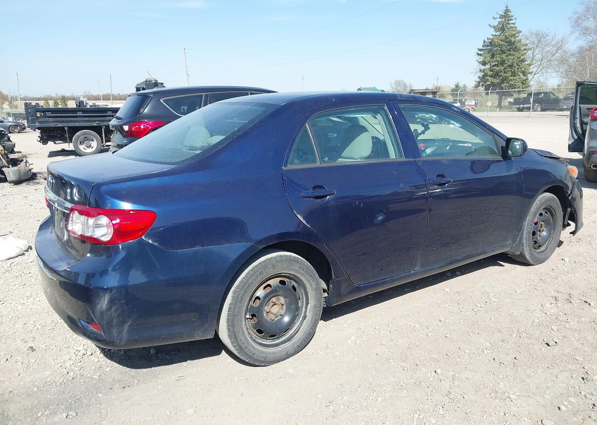 2011 TOYOTA COROLLA S