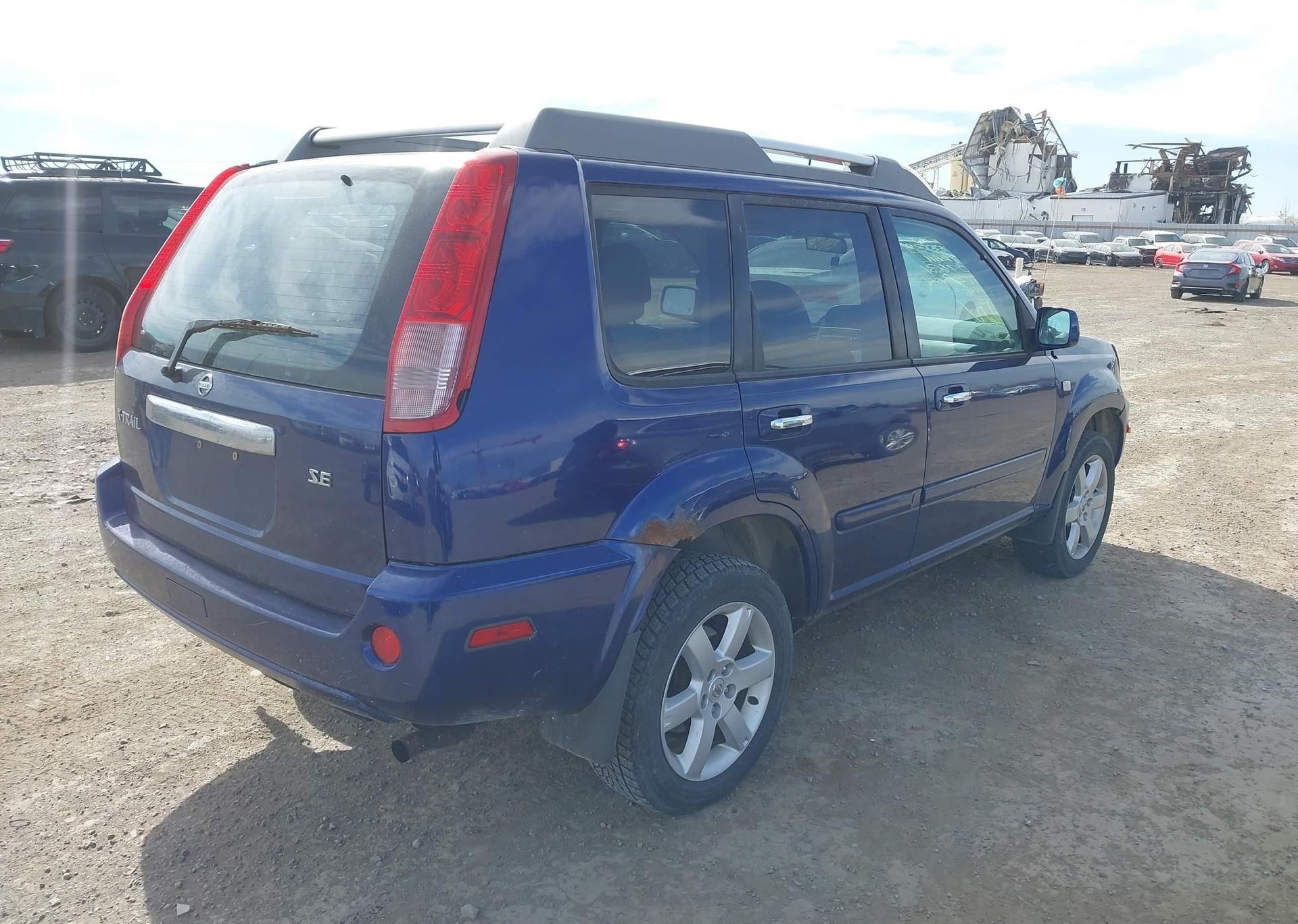 2006 NISSAN X-TRAIL XE
