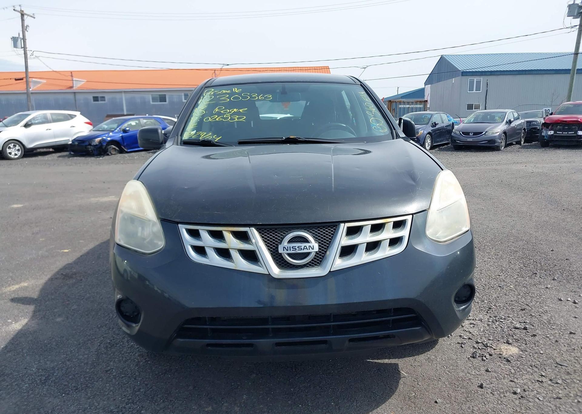 2013 NISSAN ROGUE S