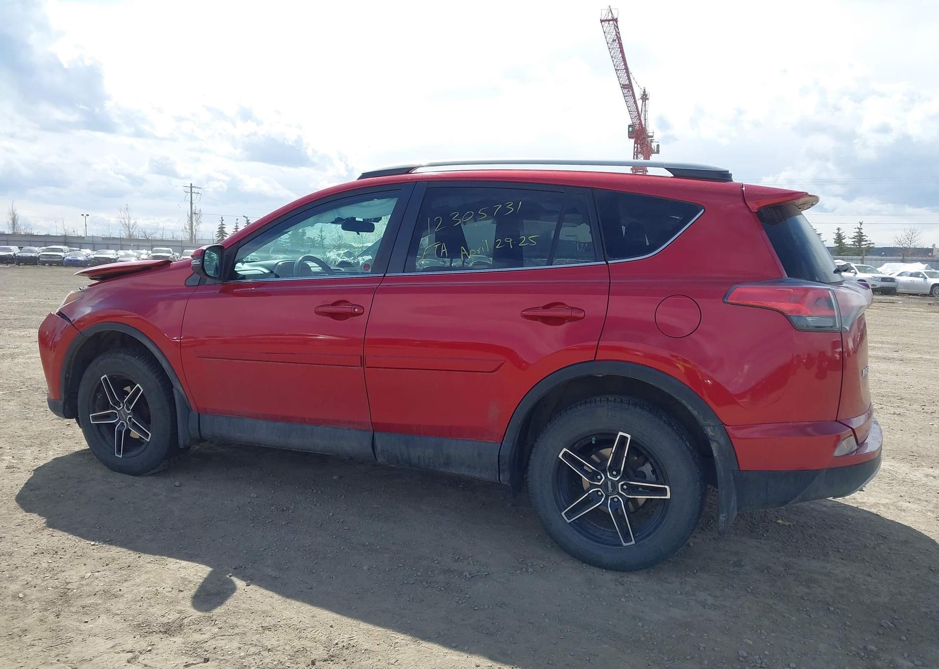2017 TOYOTA RAV4 XLE