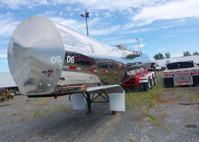 1994 KROHNERT 7500 GALLON