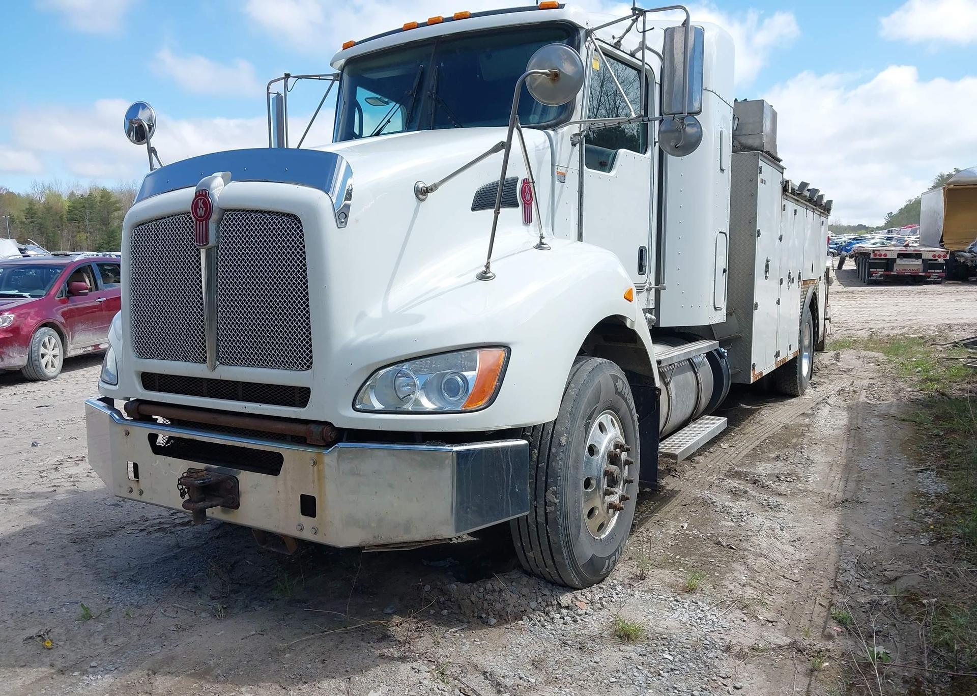 2014 KENWORTH CONSTRUCTION T400