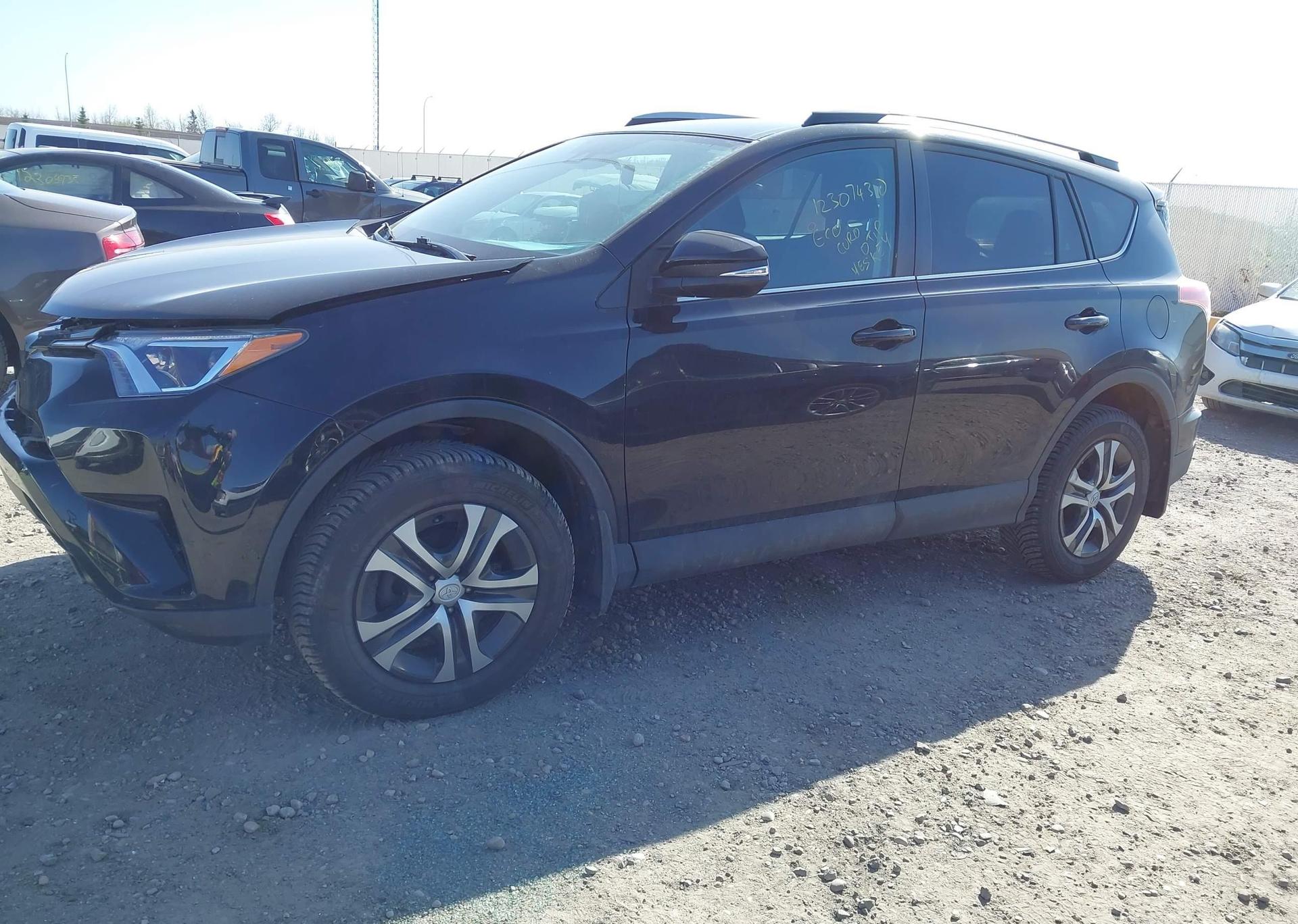 2017 TOYOTA RAV4 LE