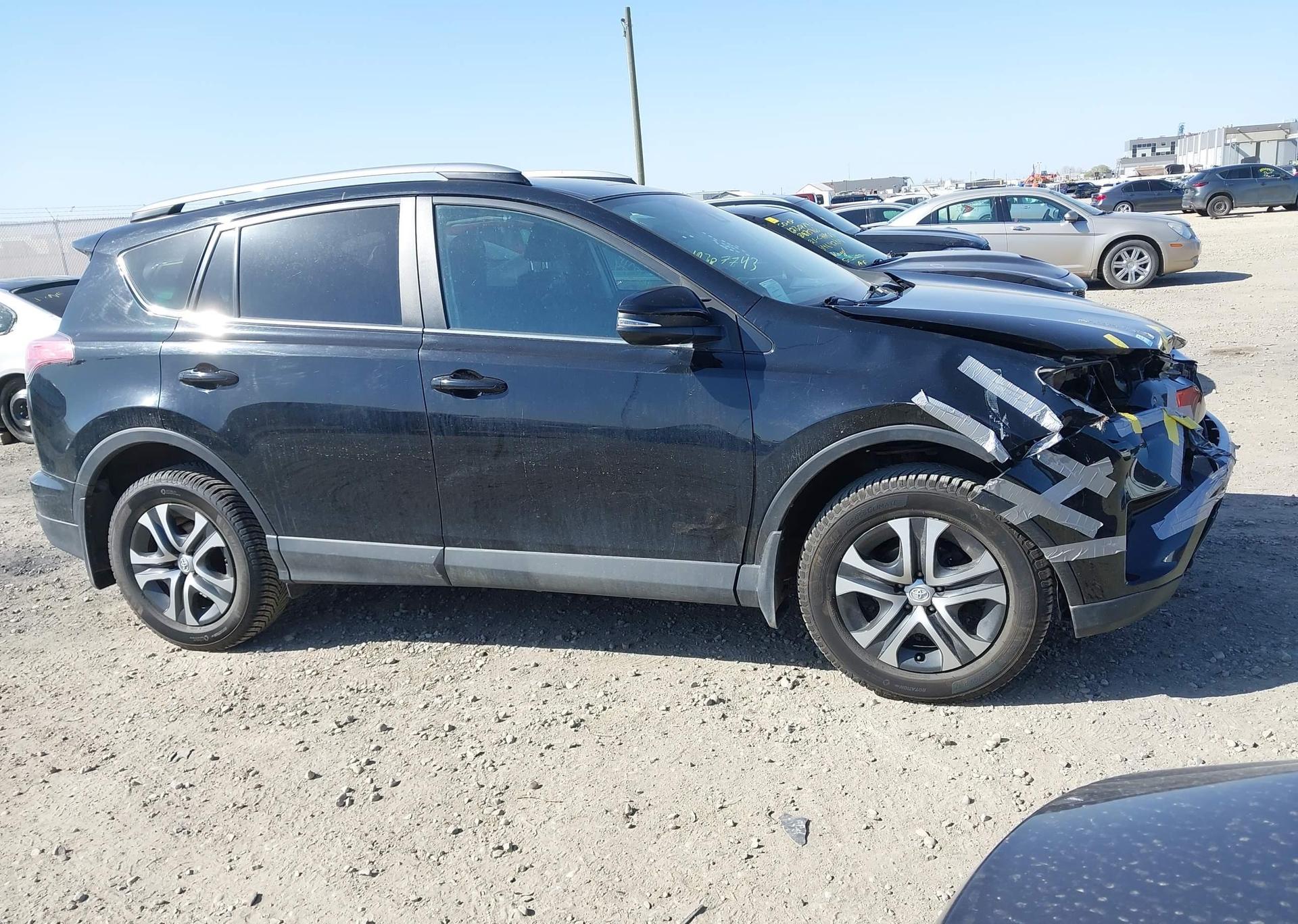 2017 TOYOTA RAV4 LE