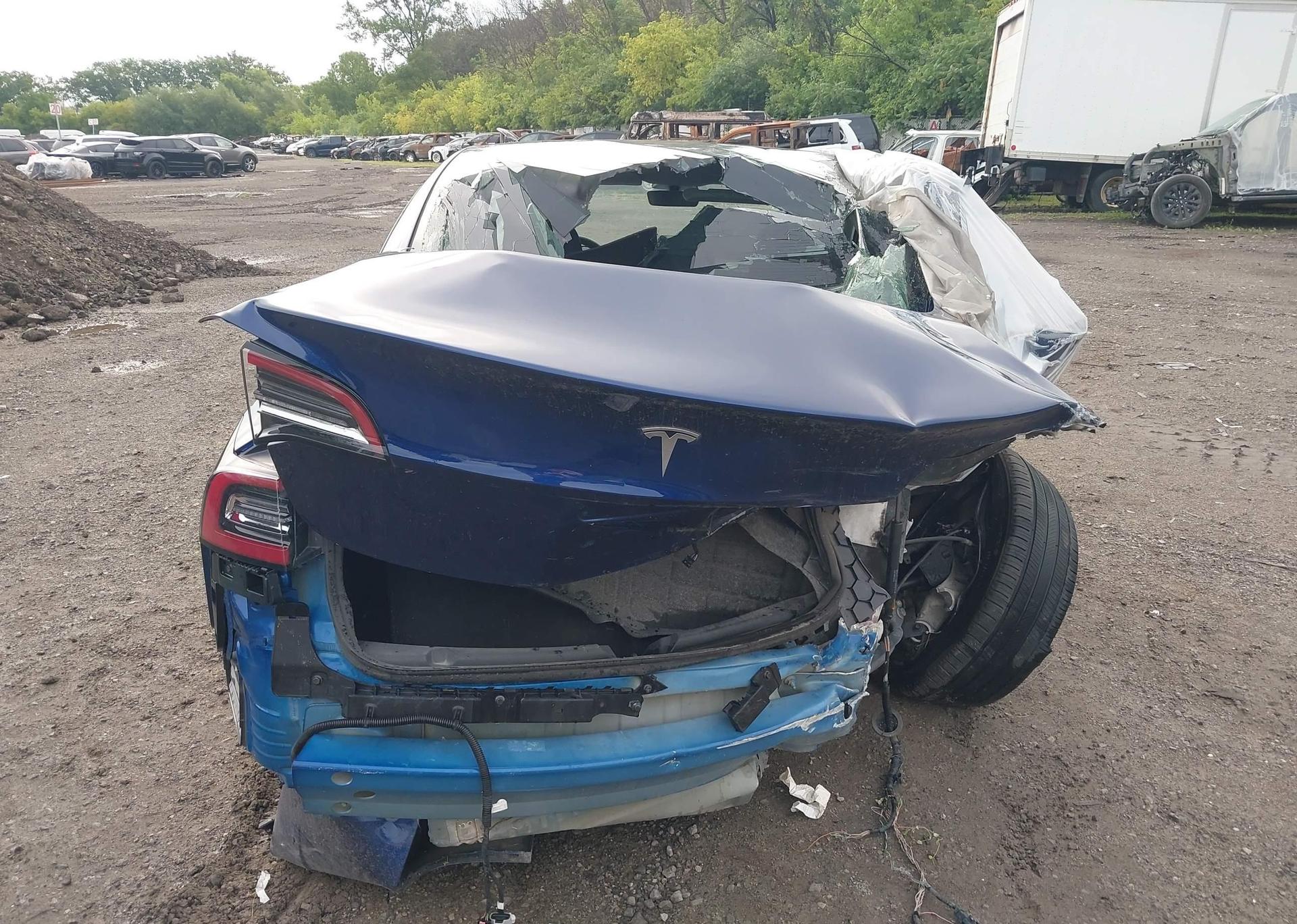 2023 TESLA MODEL 3
