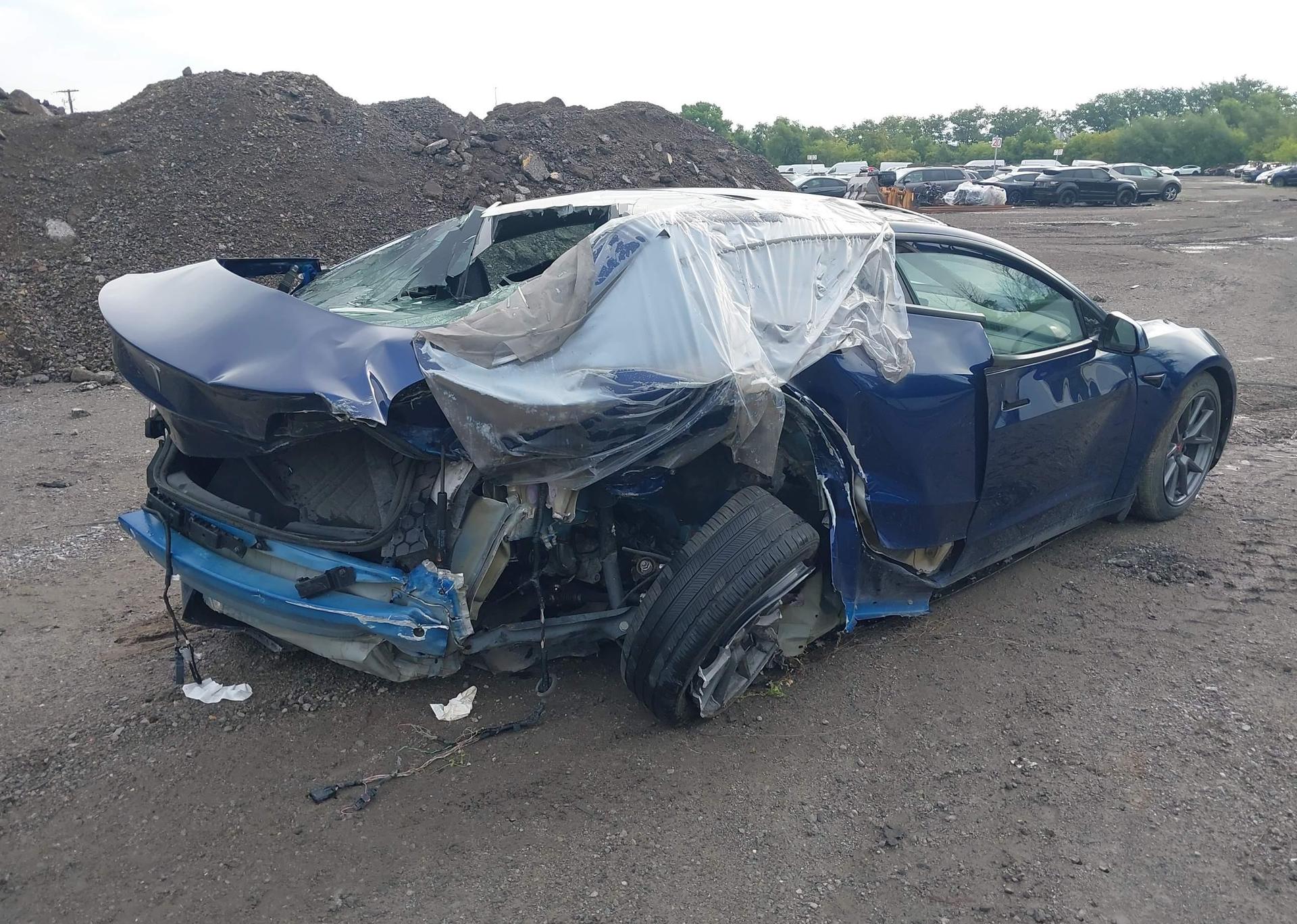 2023 TESLA MODEL 3