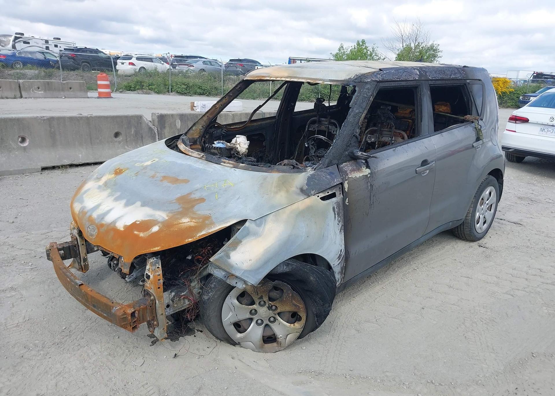 2016 KIA SOUL
