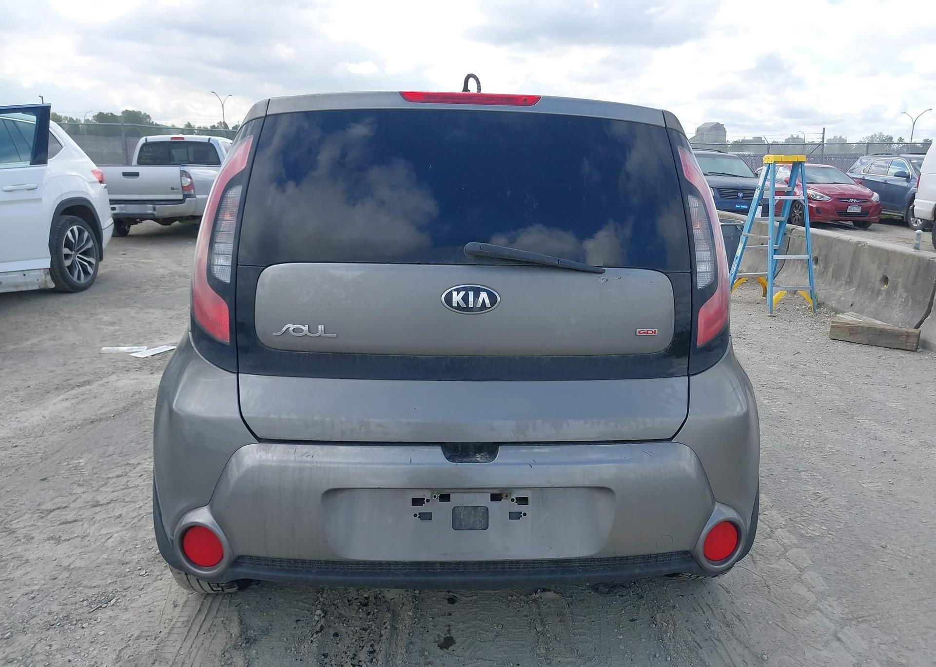 2016 KIA SOUL