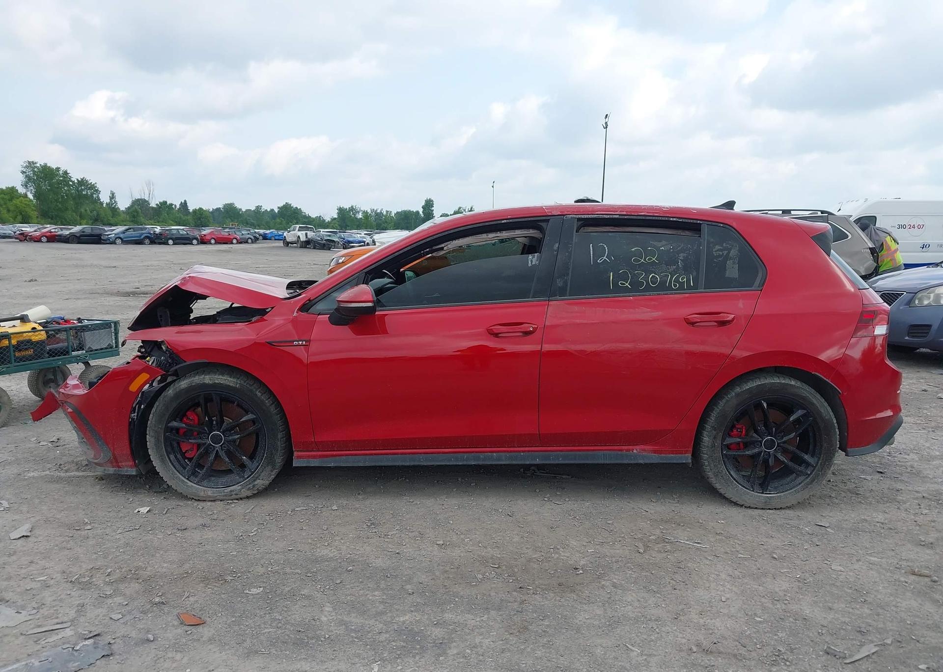 2022 VOLKSWAGEN GOLF GTI