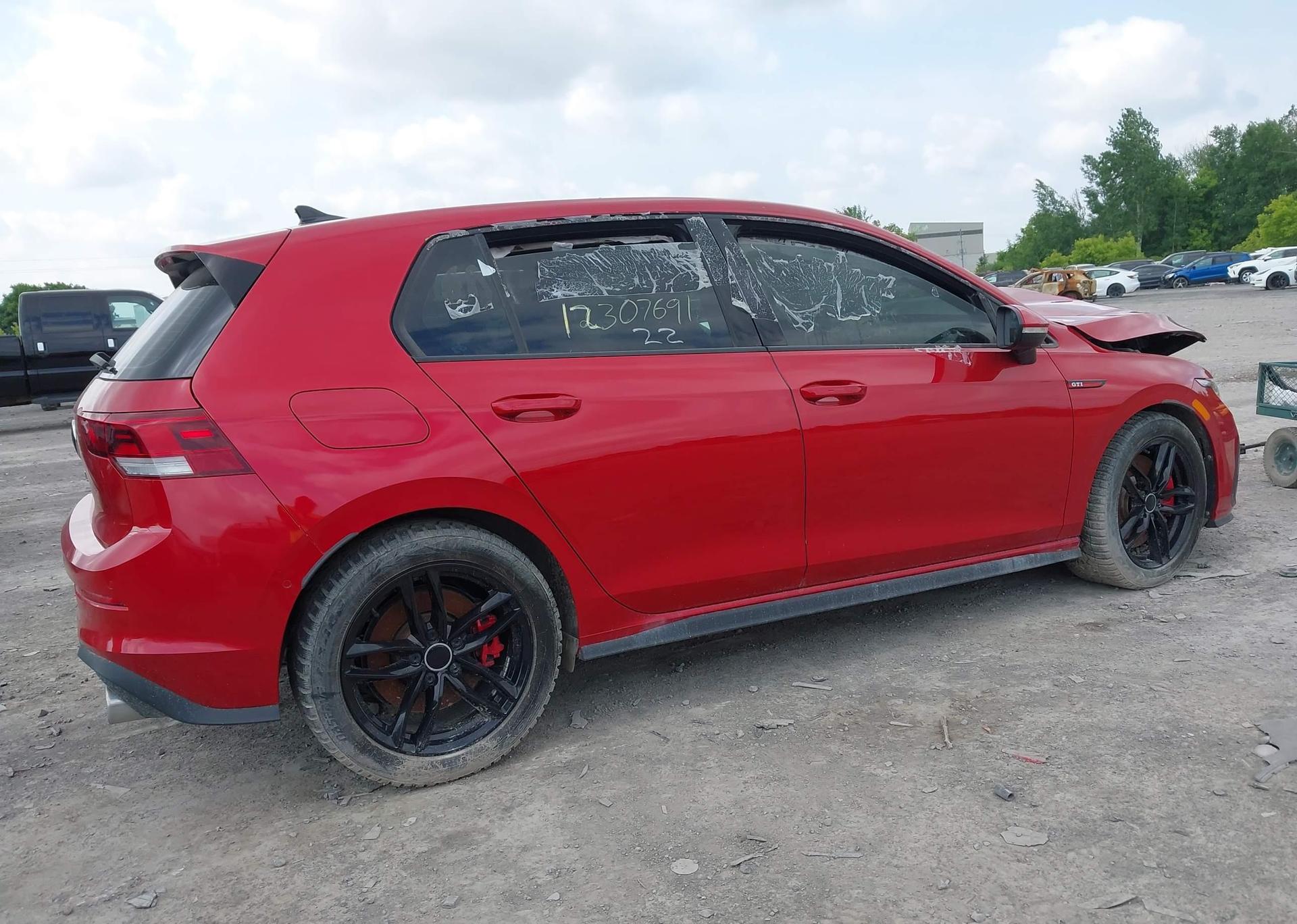 2022 VOLKSWAGEN GOLF GTI