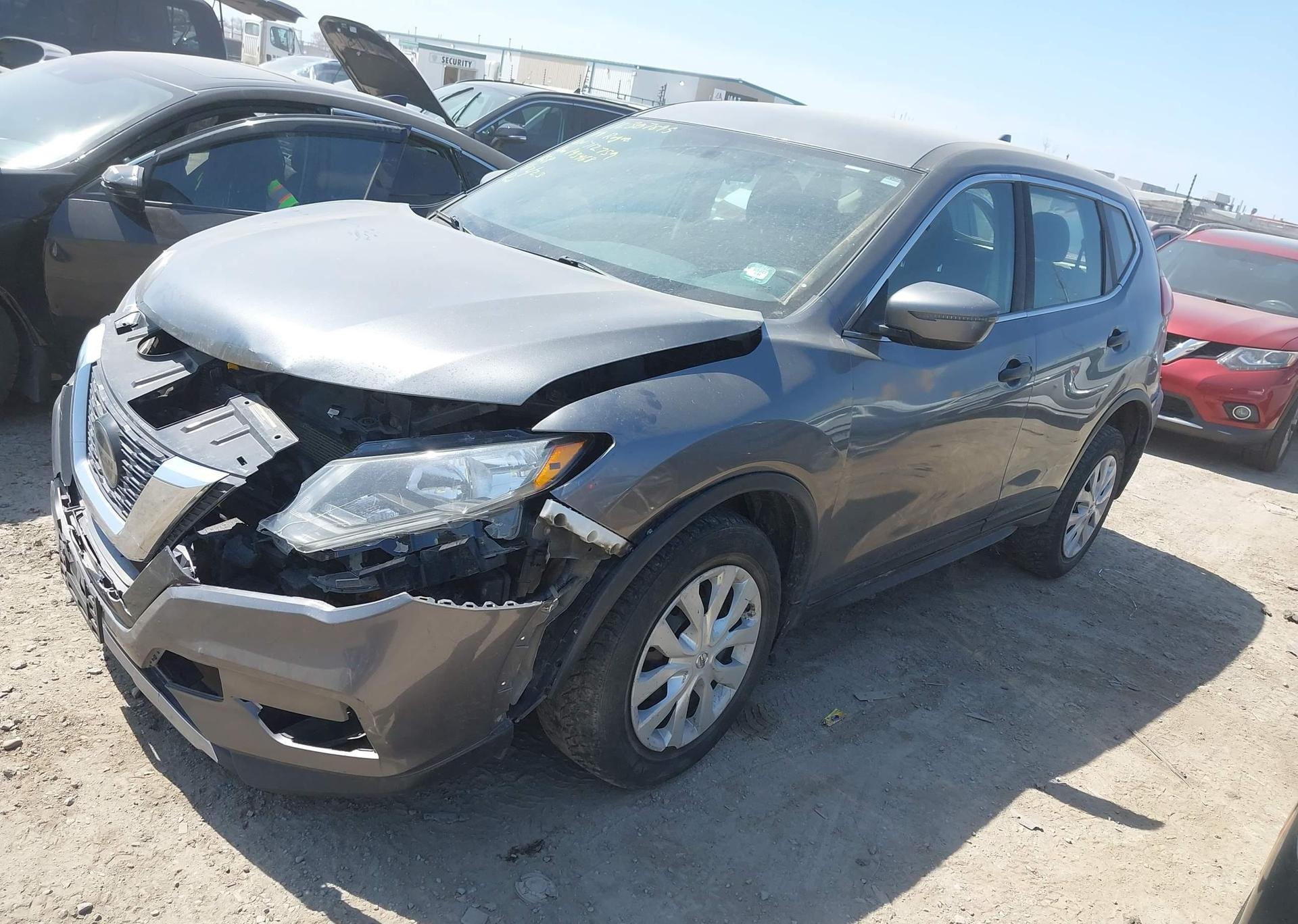 2019 NISSAN ROGUE S