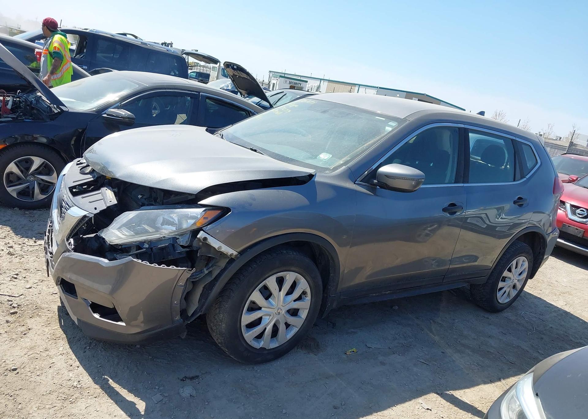 2019 NISSAN ROGUE S